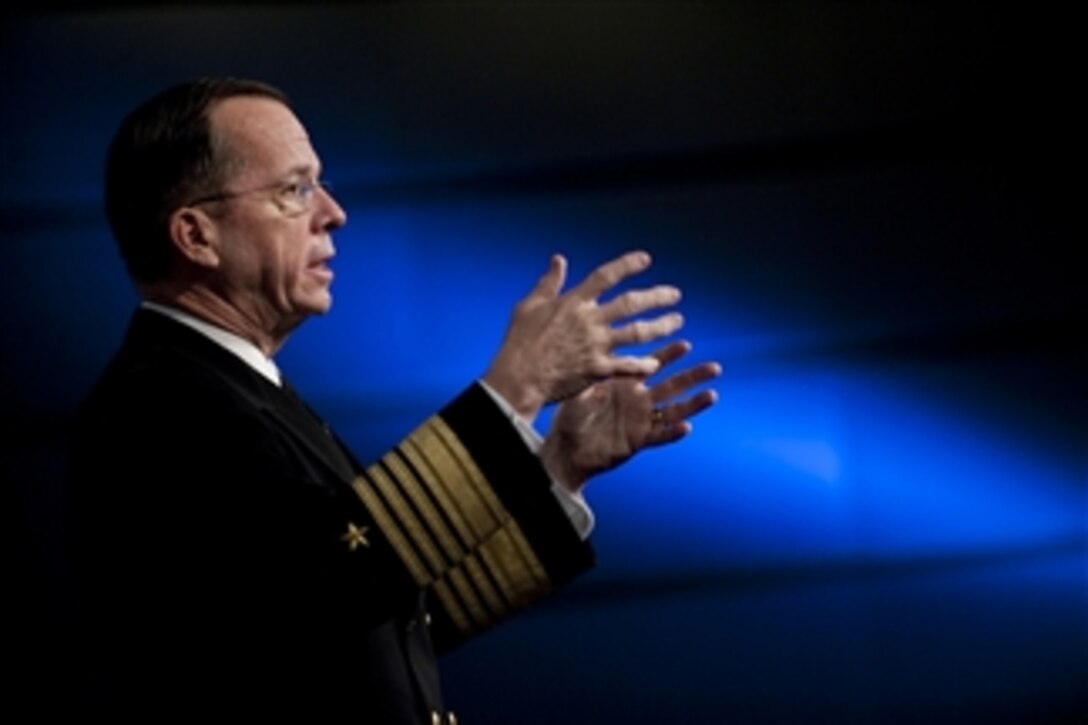 Chairman of the Joint Chiefs of Staff Adm. Mike Mullen addresses students at the Inside Washington 2010 Academic Seminar at George Washington University in Washington, D.C., on Jan. 6, 2010.  