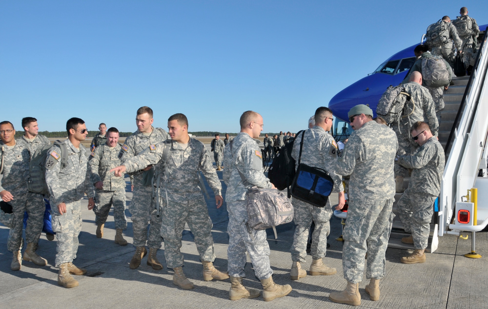 More than 600 Florida National Guardsman took flight to Fort Hood, Texas Thursday from Tyndall. (U.S. Air Force photo by Lisa Norman)  