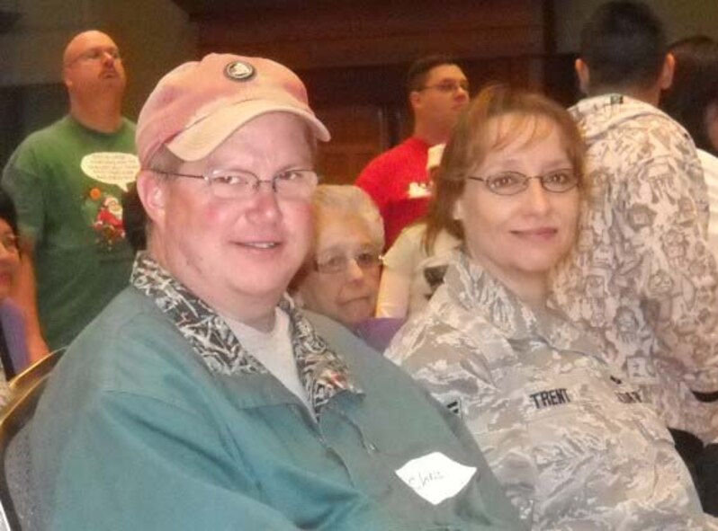 433rd Airlift Wing resirvists and their family members, in conjunction with the Alamo Wing Human Relations Development Council, participate in the annual Feast of Sharing December 18, 2009 in San Antonio, Texas. 