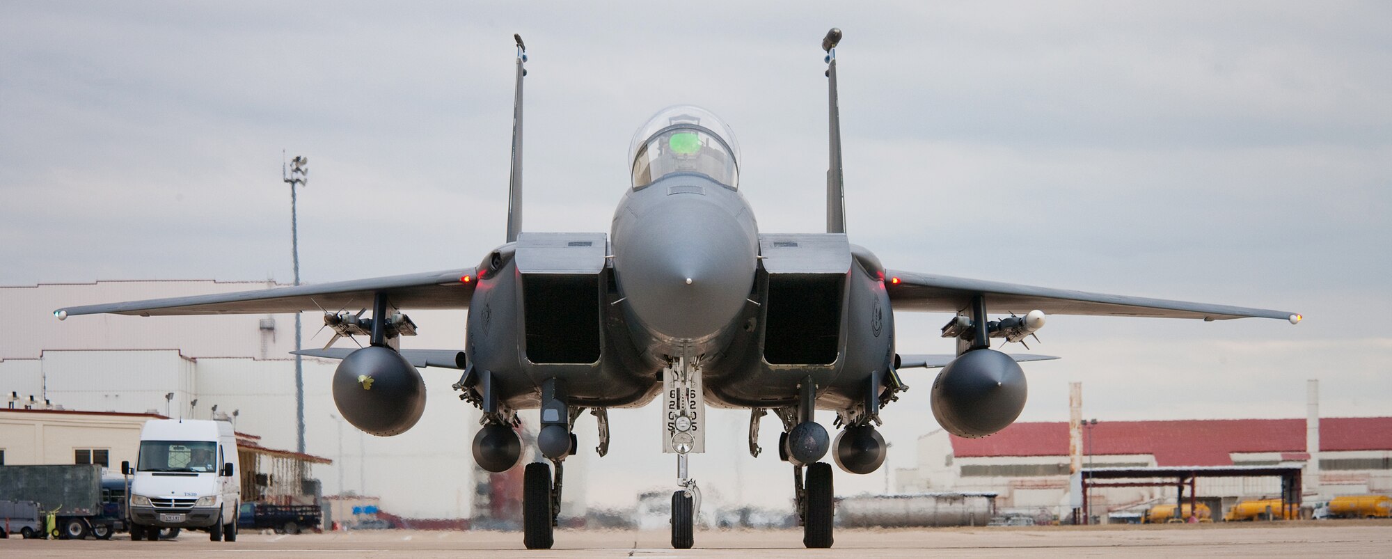 Lt. Col. David Iverson and Capt. Tim Tendall, with the 492nd Fighter Squadron, taxi their F-15E Strike Eagle on the flightline at Lackland Air Force Base, Texas, Jan. 11, 2010.  Colonel Iverson passed 4,000 flight hours in the F-15E during the flight from Royal Air Force Lakenheath, England. The transatlantic flight was supported by seven in-flight refuelings. The exact moment he passed the milestone was while connected to a KC-135 Stratotanker.  (Courtesy Boeing photo/Lance Cheung)