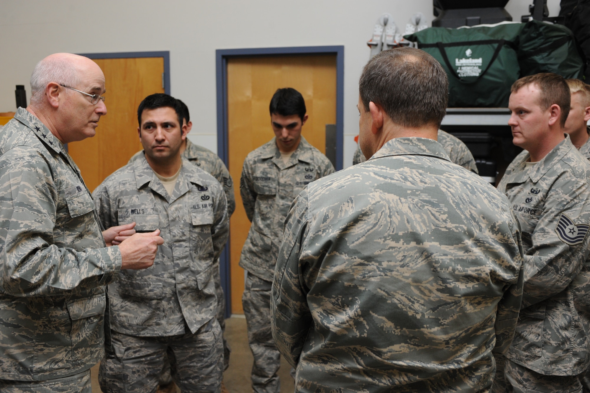 ELLSWORTH AIR FORCE BASE, S.D. – (Left) Lt. Gen. Loren M. Reno, Deputy Chief of Staff for Logistics, Installations and Mission Support, talks with Airmen from the 28th Civil Engineering Squadron explosive ordinance disposal flight, Jan. 12. General Reno answered questions and expressed his gratitude to the Airmen for their service. (U.S. Air Force photo/Airman 1st Class Adam Grant)