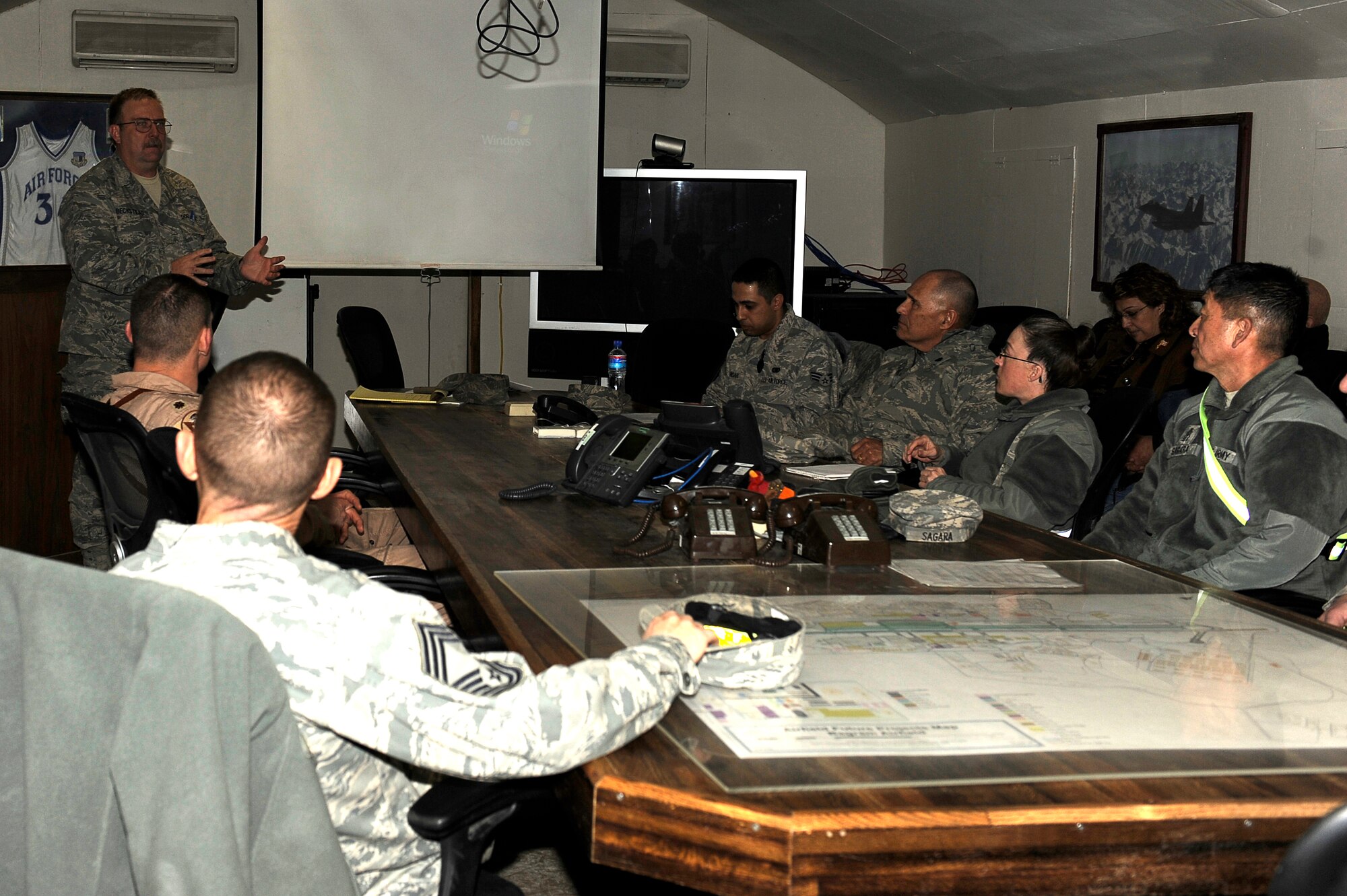 BAGRAM AIRFIELD, Afghanistan-- U.S. Department of Defense civilian Douglas Beckstead, Historian, 455th Air Expeditionary Wing, conducts an Afghan culture class on Bagram Airfield Jan. 7, 2010. Beckstead is from Elmendorf Air Force Base, Alaska.  (U.S. Air Force photo by: Tech. Sgt. Jeromy K. Cross)

