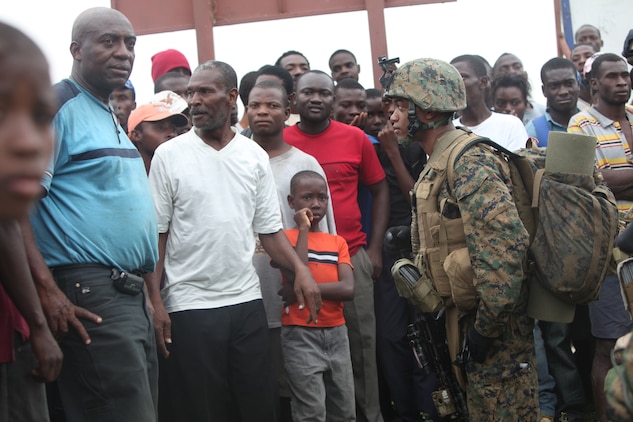 Marines Arrive Ashore In Haiti, Deliver Immediate Aid > 22nd Marine ...