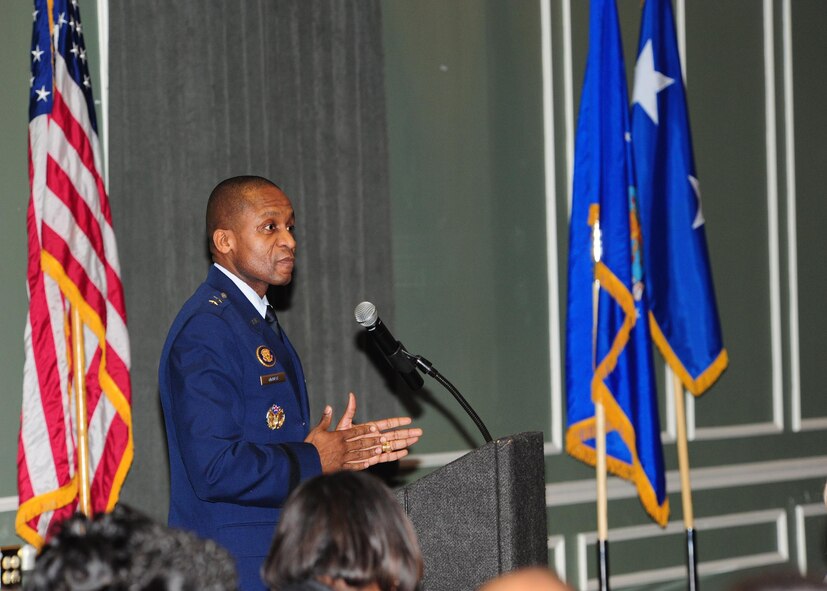 SHAW AIR FORCE BASE, S.C. -- Major Gen. Darren McDew, vice director for strategic plans and policy at USAF headquarters delivers the keynote address during the Martin Luther King, Jr. Luncheon January 15, 2010. (U.S. Air Force Photo/2nd Lt, Tony Richardson)