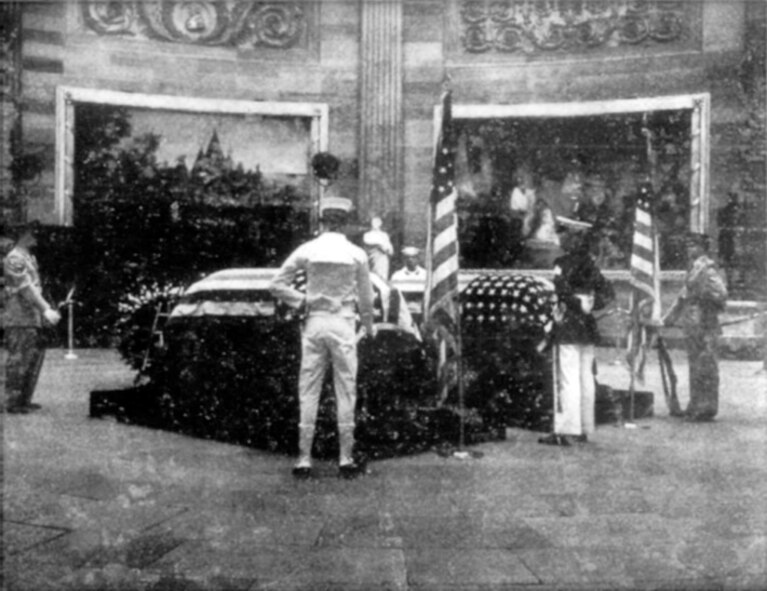 Photo dated 1958 of the Guard of Honor for unknown soldiers of World War II and the Korean War.