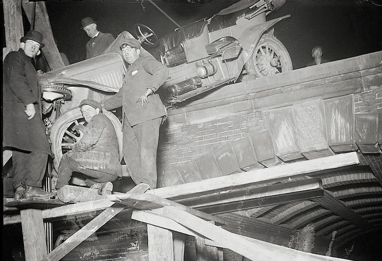 THE BIZARRE HISTORY OF CAR ACCIDENTS The tragic, peculiar and heartbreaking > Torch Magazine
