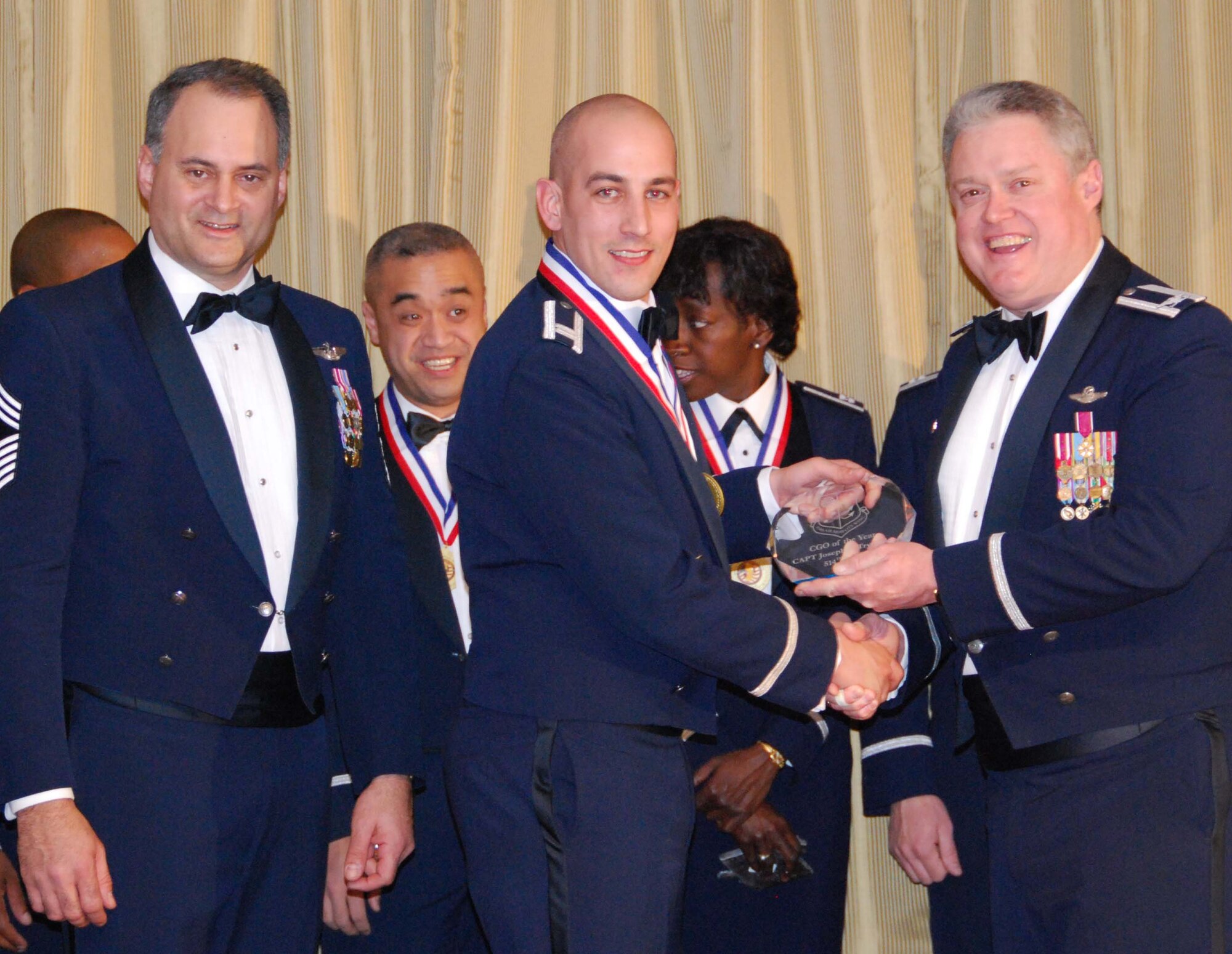 Reserve wing recognizes annual award winners > 514th Air Mobility Wing ...