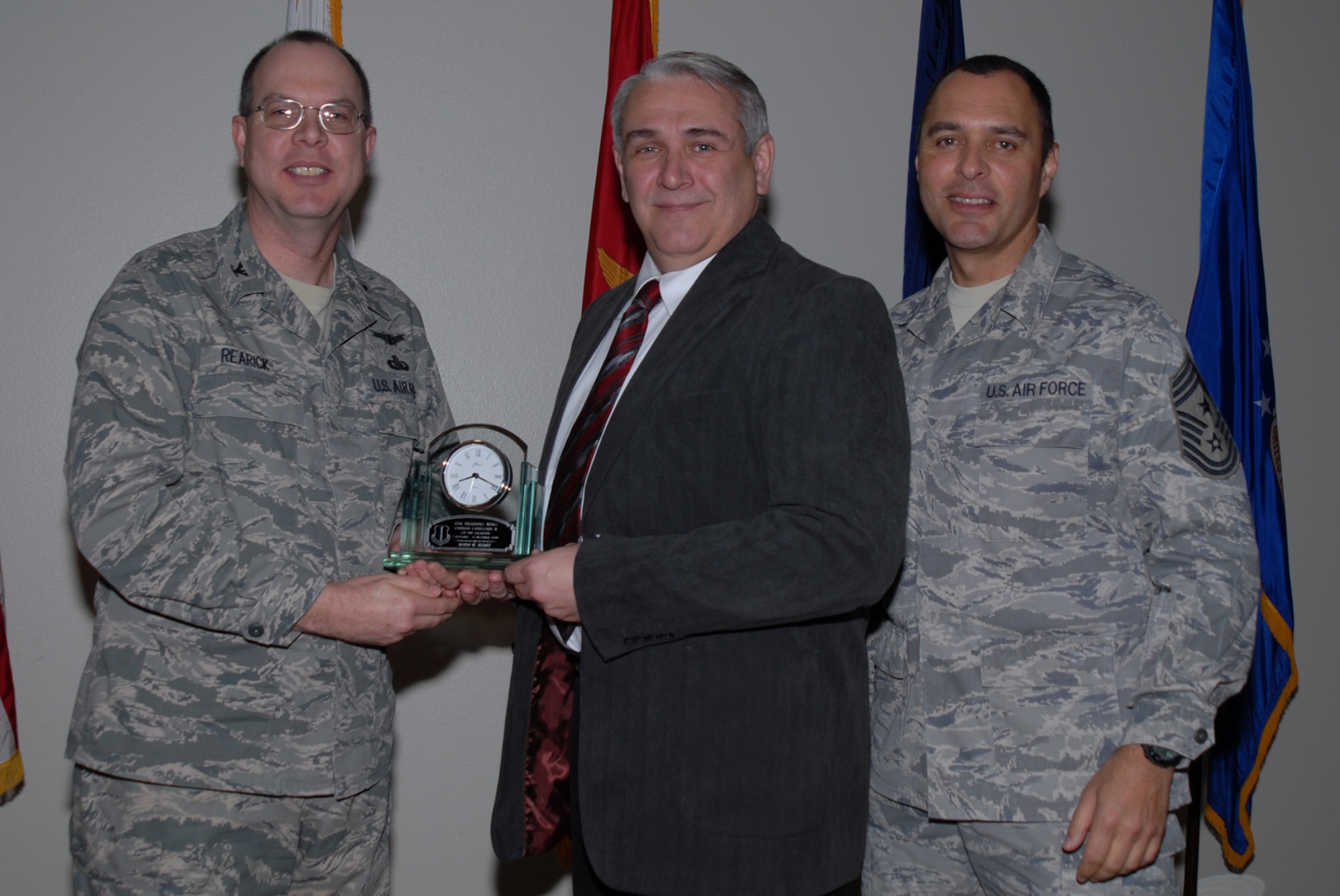 GOODFELLOW AIR FORCE BASE, Texas -- David Kerry, 17th Security Forces Squadron, receives 17th Training Wing Civilian of the Quarter Category 2 during the wing quarterly award ceremony, Jan. 26, 2010. (U.S. Air Force photo/Staff Sgt. Laura R. McFarlane)
