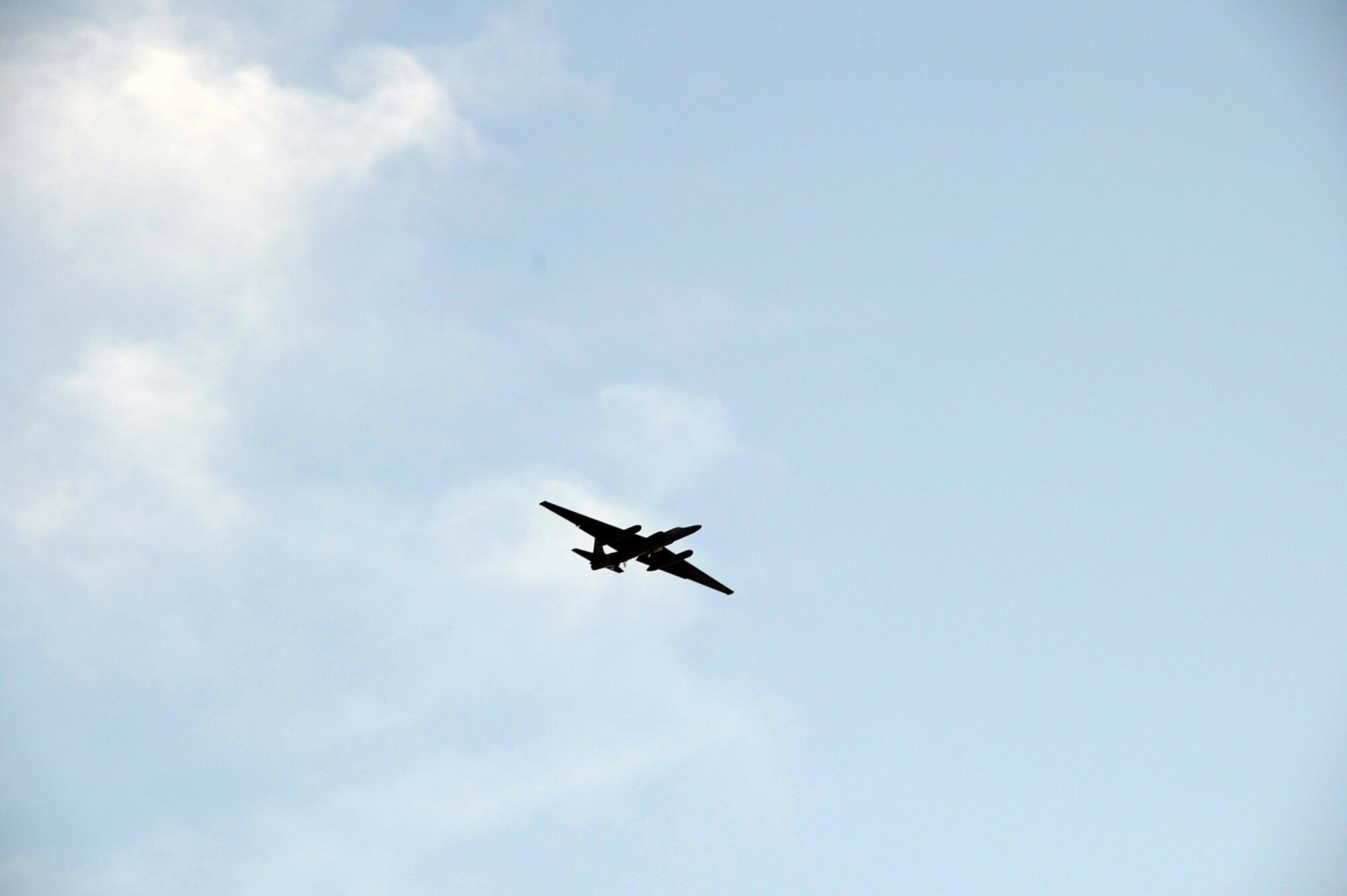 A U-2 Dragon Lady from the 99th Expeditionary Reconnaissance Squadron takes off for a mission Jan. 23, 2010, from a non-disclosed location in Southwest Asia.  On its missions, the U-2 flies as high an altitude as 70,000 feet. The 99th ERS, part of the 380th Air Expeditionary Wing, supports Operations Iraqi Freedom and Enduring Freedom and the Combined Joint Task Force-Horn of Africa. (U.S. Air Force Photo/Tech. Sgt. Scott T. Sturkol/Released)