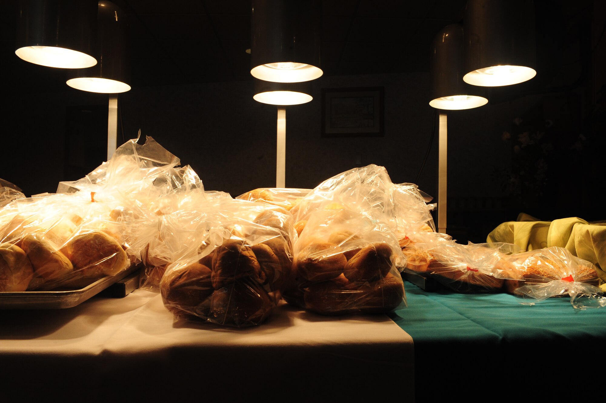 ELLSWORTH AIR FORCE BASE, S.D. -- Fresh bread warms under heat lamps waiting to be tasted as a possible new product at the Bandit Inn Dining Facility, Jan 27.  The Bandit Inn hosted a taste-testing event for Airmen to help them create a new menu. (U.S. Air Force photo/Airman 1st Class Anthony Sanchelli)
