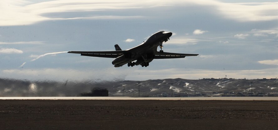 ELLSWORTH AIR FORCE BASE, S.D. -- A B-1B Lancer from the 28th Bomb Wing taxis down the runway for takeoff, Jan. 25. This B-1B Lancer was flown by Maj. Gen. James M. Kowalski, Air Force Global Strike Command vice commander, who was the 28th Bomb Wing commander from April 2002 to February 2004. (U.S. Air Force photo/Airman 1st Class Corey Hook)