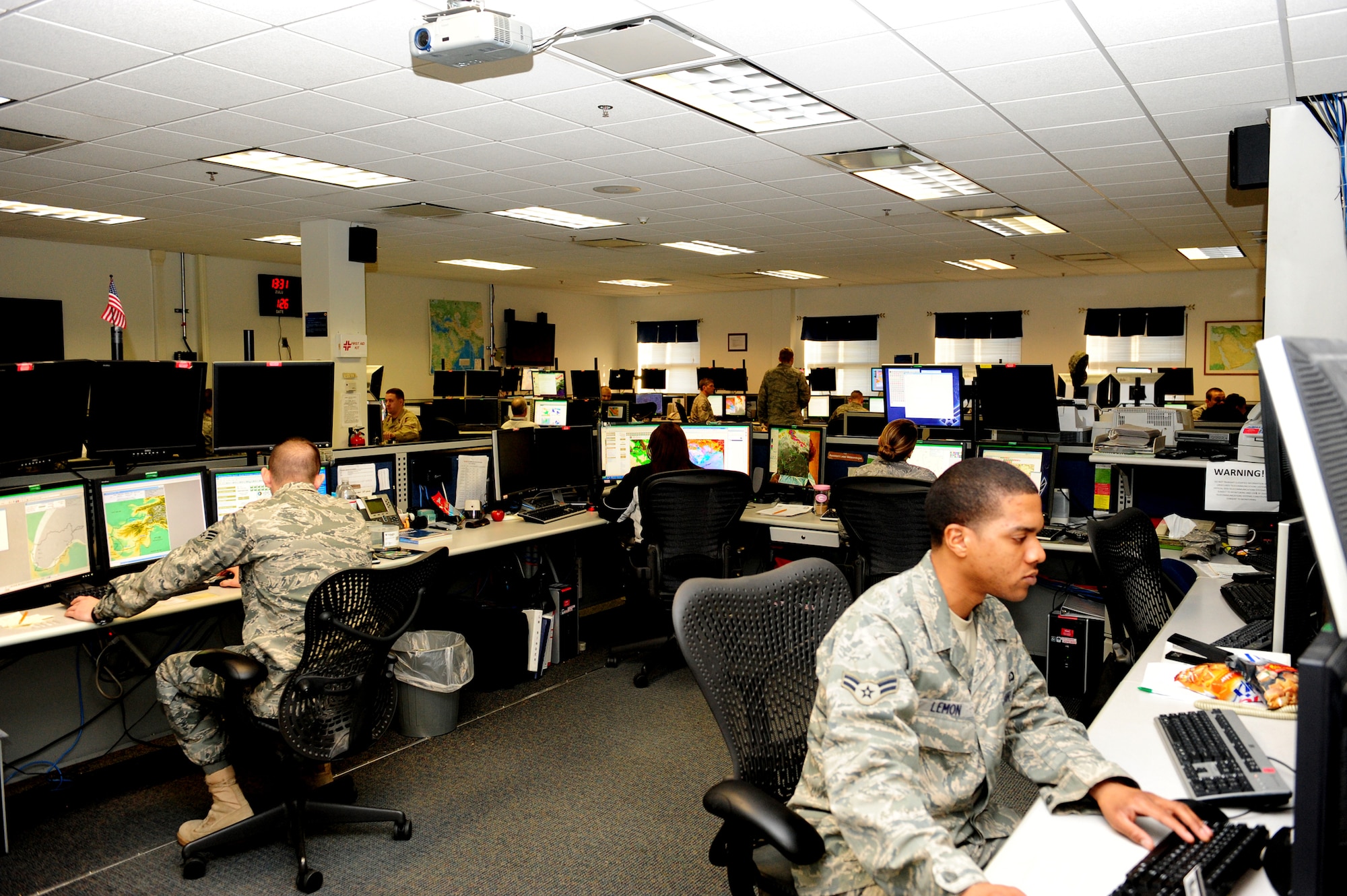 SHAW AIR FORCE BASE, S.C. -- The 28th Operational Weather Squadron monitors weather patterns within Air Force Central Command's area of responsibility in the Middle East Jan. 26. The meteorological information is used to plan war-fighting missions in Iraq and Afghanistan. (U.S. Air Force photo/2nd Lt. Tony Richardson)