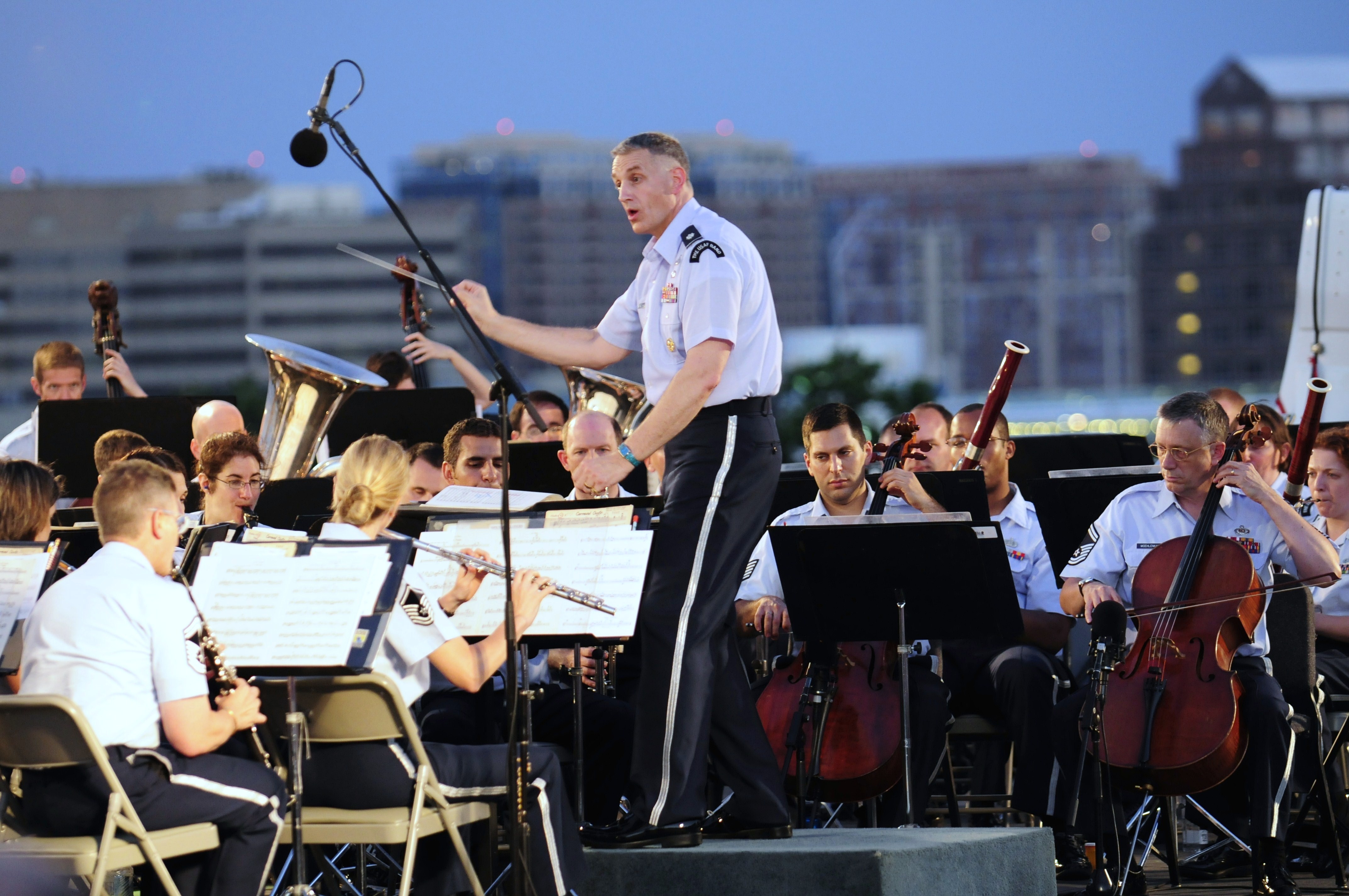 Summer Series Concerts--Off and Flying > Air Force Bands > Article Display