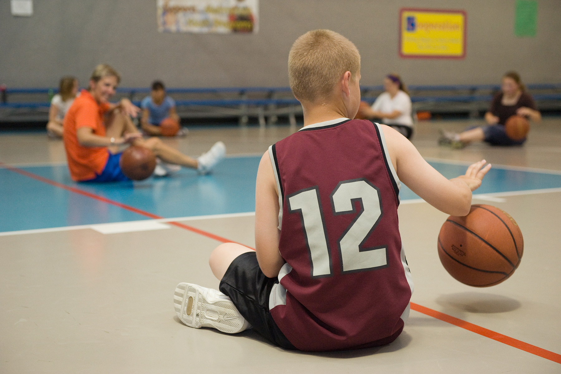 Children’s fitness enthusiast visits Malmstrom, works with youth
