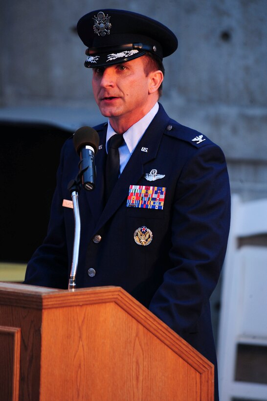 ELLSWORTH AIR FORCE BASE, S.D. – Col. Jeffrey Taliaferro, 28th Bomb Wing commander, speaks during the 2010 Independence Day celebration at Mt. Rushmore National Memorial, July 3. Colonel Taliaferro commands the largest B-1B Lancer combat wing in the U.S. Air Force, with 28 aircraft and more than 4,300 military and civilian members. (U.S. Air Force Photo/Airman 1st Class Corey Hook)