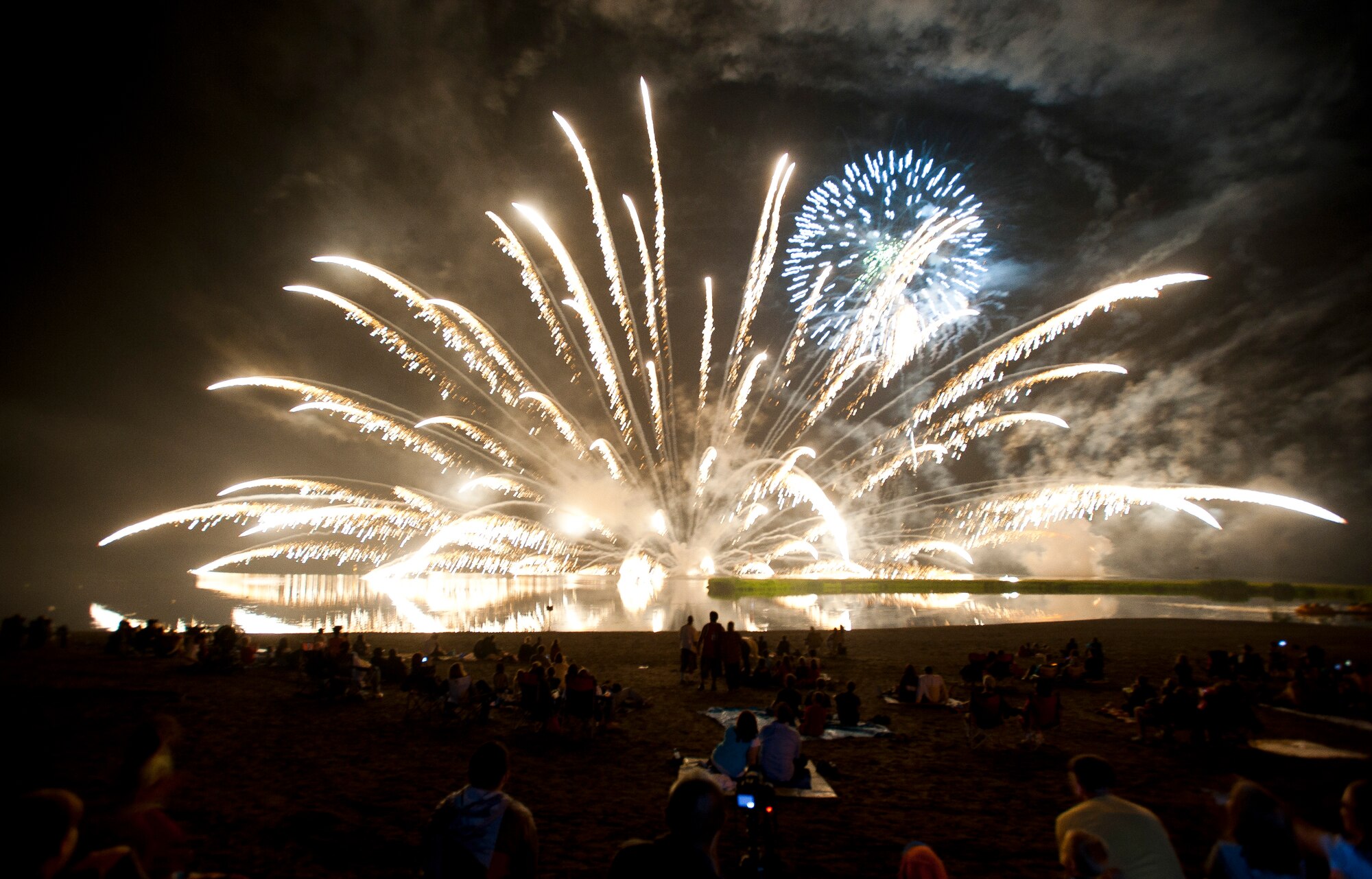 MISAWA AIR BASE, Japan -- Fireworks light up the sky over Lake Ogawara during Freedom Fest July 5. Approximately 300 people attended the fireworks display. (U.S. Air Force photo/Staff Sgt. Chad C. Strohmeyer)