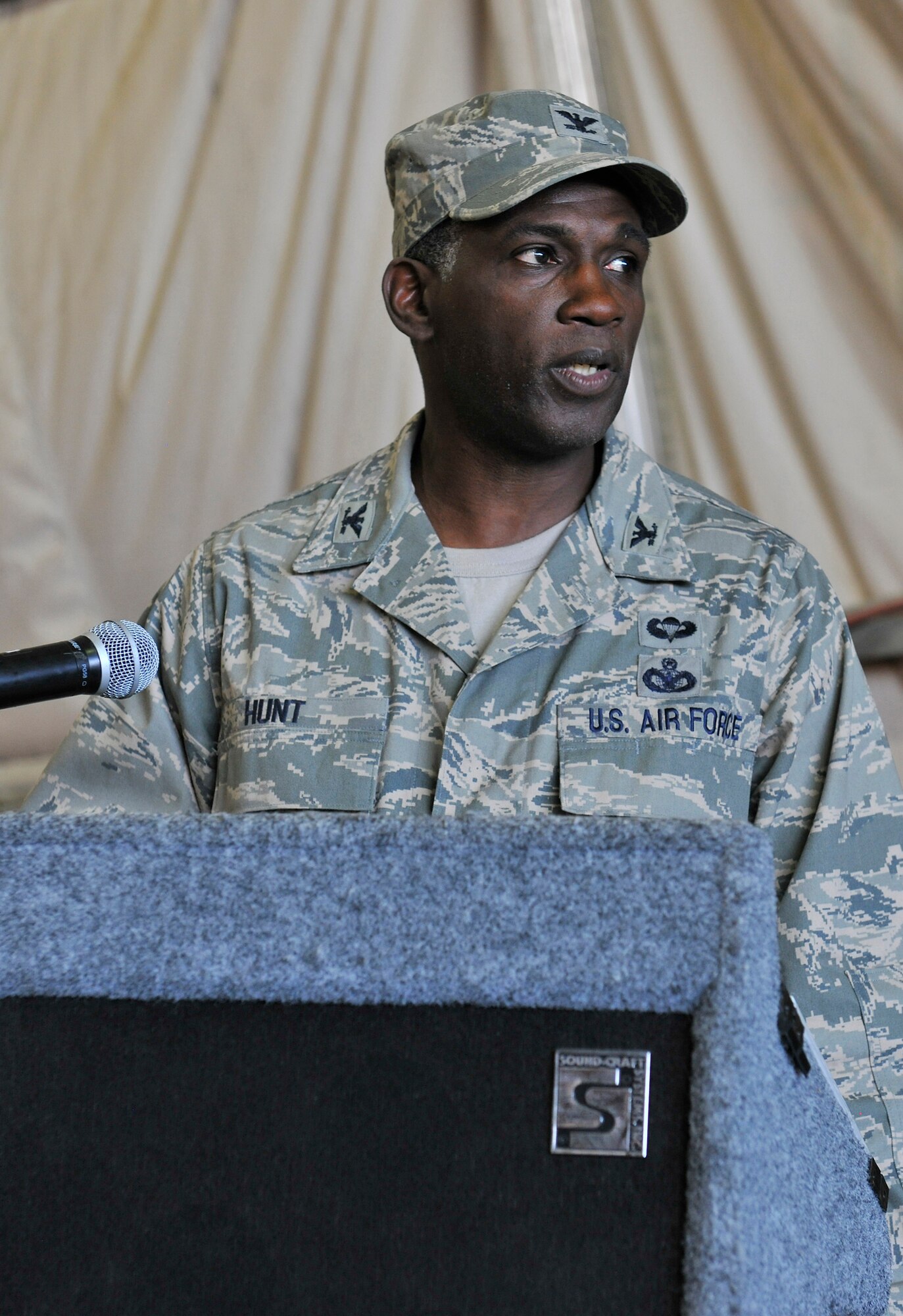 Col. Jeffrey Hunt, 455th Expeditionary Mission Support Group commander, delivers his remarks during the 455th EMSG change of command ceremony at Bagram Airfield, Afghanistan, July 9, 2010. (U.S. Air Force photo/Staff Sgt. Christopher Boitz)