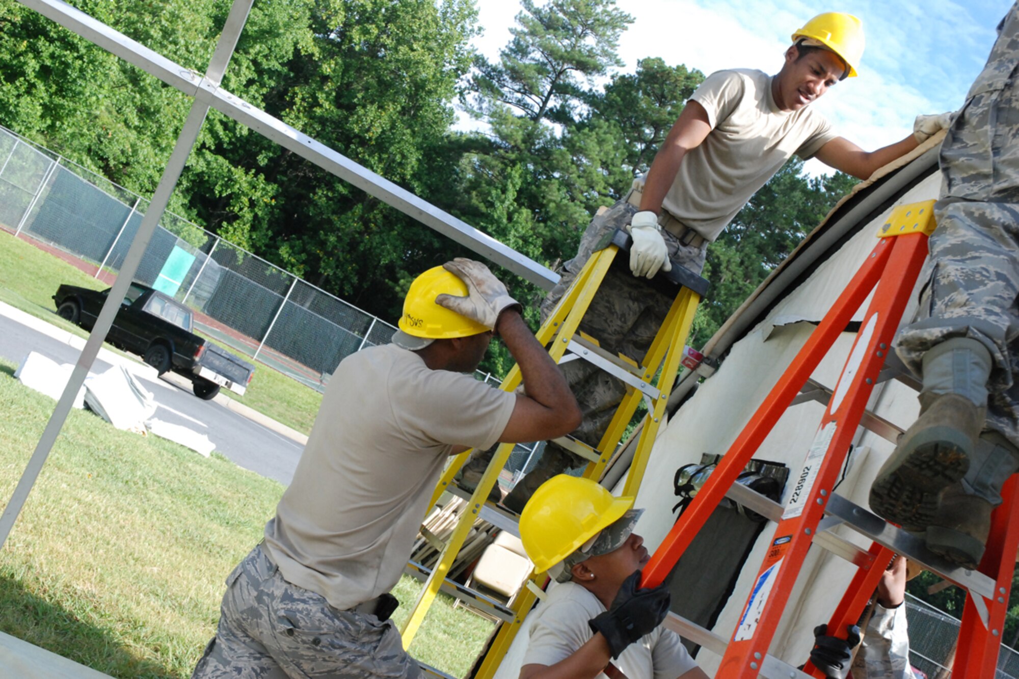 Members of the 94th Services Squadron participated in quarterly Single Pallet Expeditionary Kitchen (SPEK) Training July 10 at Dobbins Lakeside Facility. The SPEK fits on a standardized load pallet, can be operated by as few as four Airmen, takes approximately four hours to set up and can be easily loaded on a C-130 aircraft. With the SPEK, Services personnel can provide 550 Airmen a hot meal minutes after setup (U.S. Air Force photo/Master Sgt. James Branch)