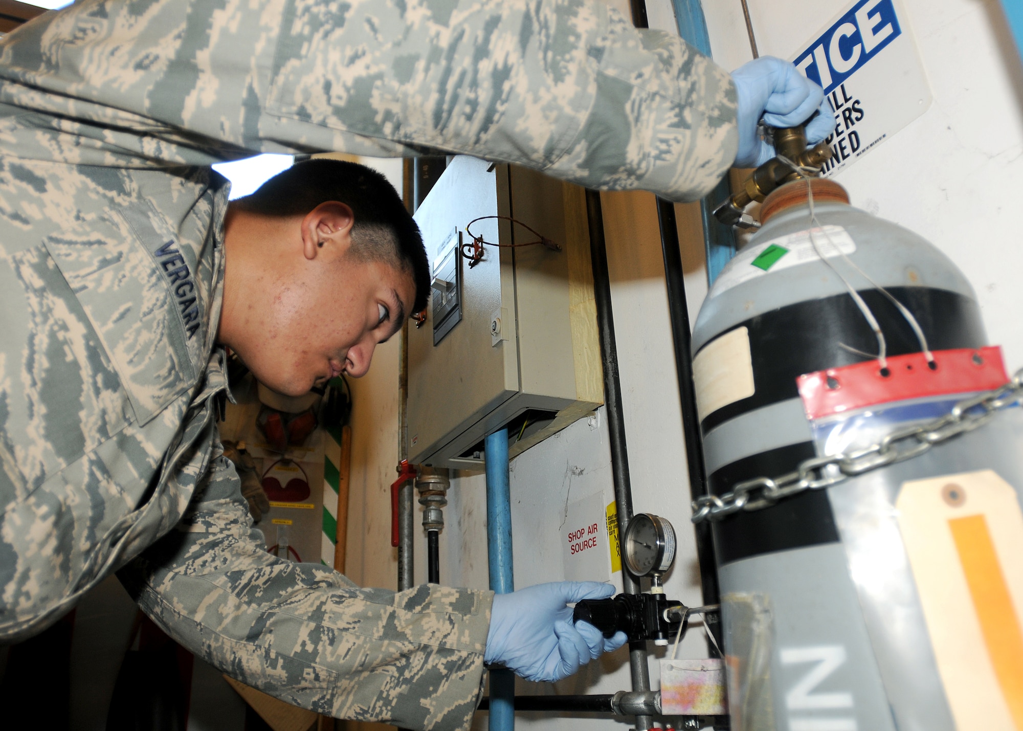 Airman 1st Class Alexander Vergara, 31st Maintenance Squadron hydraulics journeyman, turns on a hydraulic test unit July 14.  The test recreates the conditions of the repaired part on an F-16 Fighting Falcon.  (U.S. Air Force photo/Senior Airman Tabitha M. Lee)