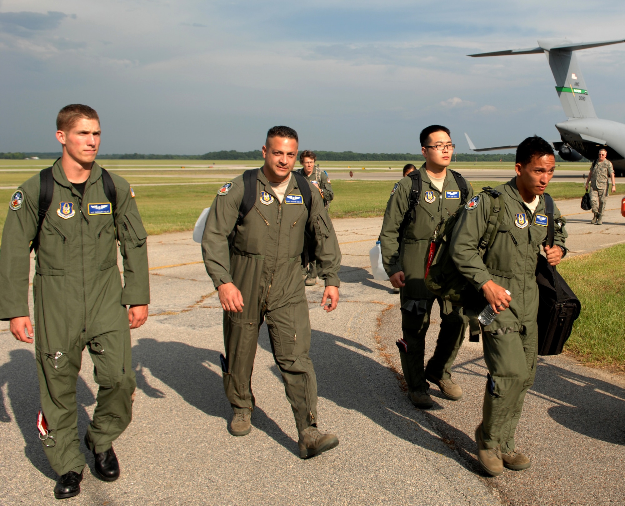 BUSH FIELD, Augusta, Ga. - Members of the 446th Aeromedical Evacuation Squadron, McChord Field, arrived at the training site, July 11. The Reservists took part in Global Medic 2010 exercise, a joint field training exercise that replicates all aspects of combat medical service support and allows participating Reserve units from the U.S. Army and U.S. Air Force to train while they fight. (U.S. Air Force photo/Staff Sgt. Donald R. Allen)