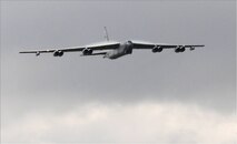 FARNBOROUGH, United Kingdom -- A B-52H Stratofortress from the 5th Bomb Wing, Minot Air Force Base, N.D., performs a flyover at the 2010 Farnborough International Air Show July 22.  The aircraft was one of 11 U.S. military assets either on static display or performing aerial demonstrations for approximately 285,000 spectators at the week-long event. (U.S. Air Force photo by Staff Sgt. Heather M. Norris)
