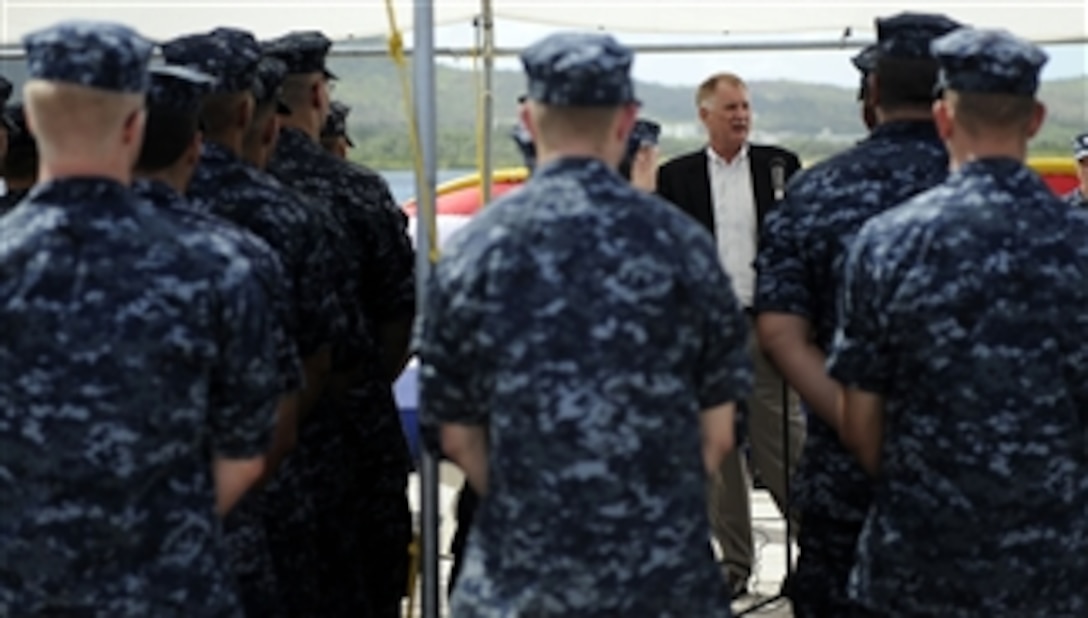 Deputy Secretary of Defense William J. Lynn III talks with U.S. Navy sailors of Submarine Squadron 15 during a recent tour of Naval Base Guam on July 27, 2010.  