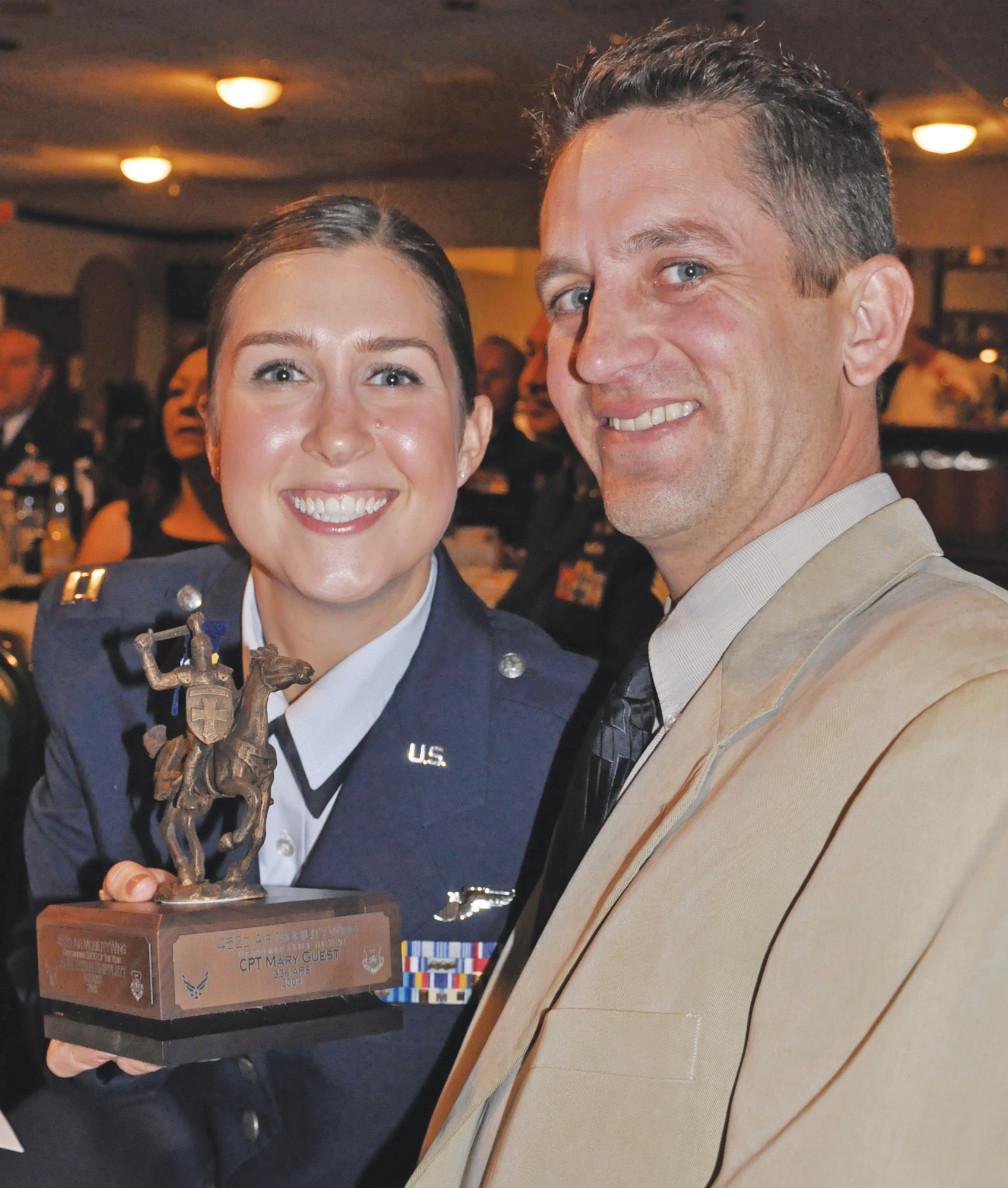 Captain Mary Guest recently won the 2010 United States Air Force Reserve Company Grade Officer of the Year Award from the California Air Force Association at Beale
Air Force Base, Calif.  (U.S. Air Force photo)
