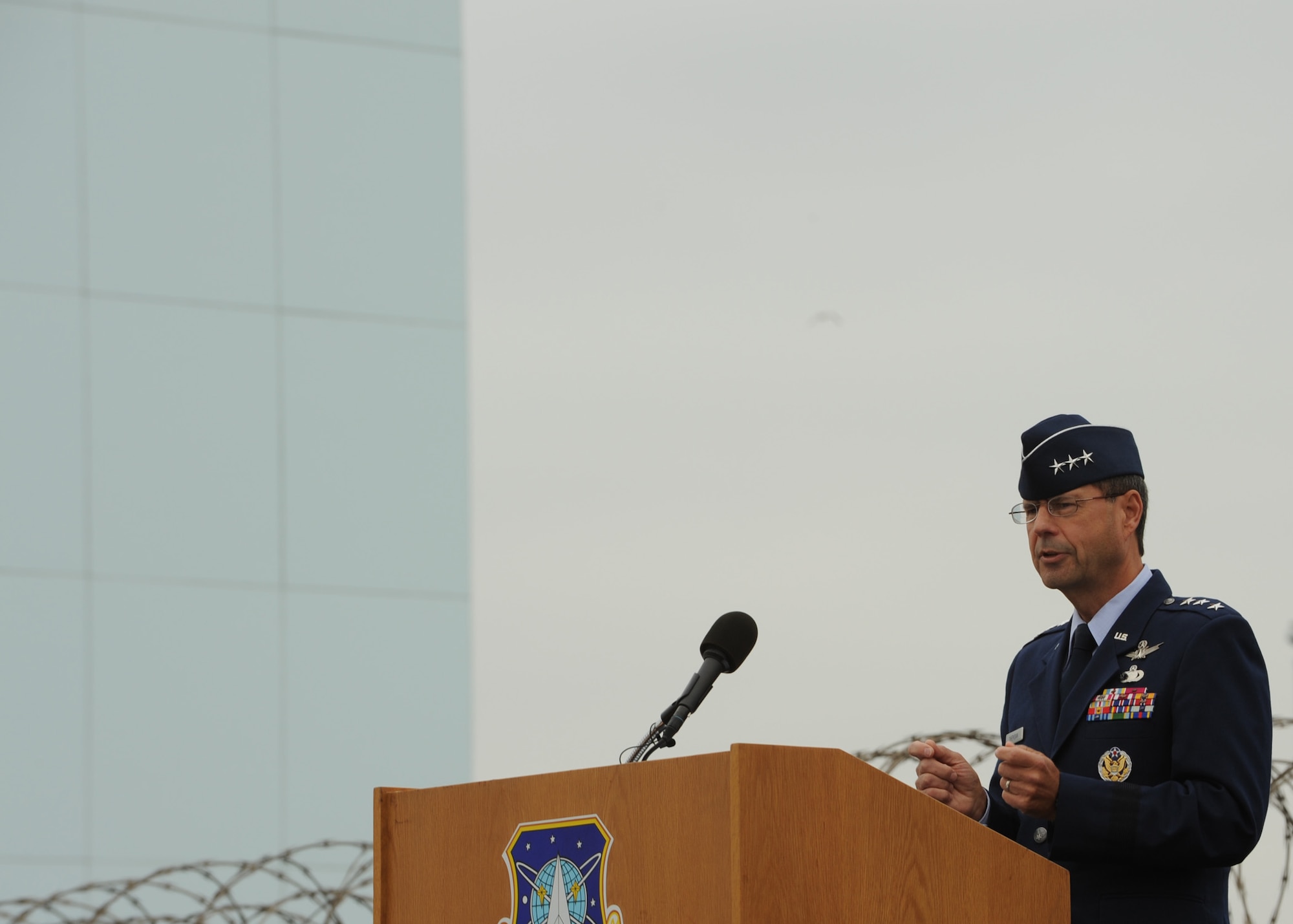 SUNNYVALE, Calif.-- Lt. Gen. John T.Sheridan, commander of the Space Missile Center, Los Angeles Air Force Base, delivers a speech at the closure ceremony of Onizuka Air Force Station here, Wednesday, July 28, 2010. Built in 1960, Onizuka AFS was originally known as the Air Force Satellite Test Center. It was selected for closure by the Base Closure and Realignment Commission in 2005, with the recommendation to move operations to Vandenberg Air Force Base, in order to consolidate satellite command and control operations while reducing excess infrastructure.(U.S. Air Force Photo/Senior Airman Bryan Boyette)