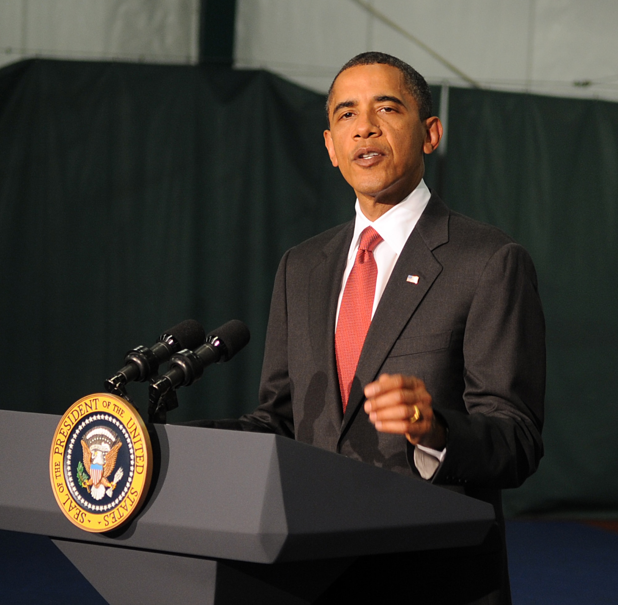 JOINT BASE ANDREWS, Md. -- President Barack Obama gives a Memorial Day speech inside the Tactical Fitness Center here May 31, 2010. The President's speech was originally scheduled to take place at the Abraham Lincoln National Cemetery in Elwood, Ill., but was moved to Andrews due to severe weather. (U.S. Air Force photo by Senior Airman Melissa V. Brownstein)
