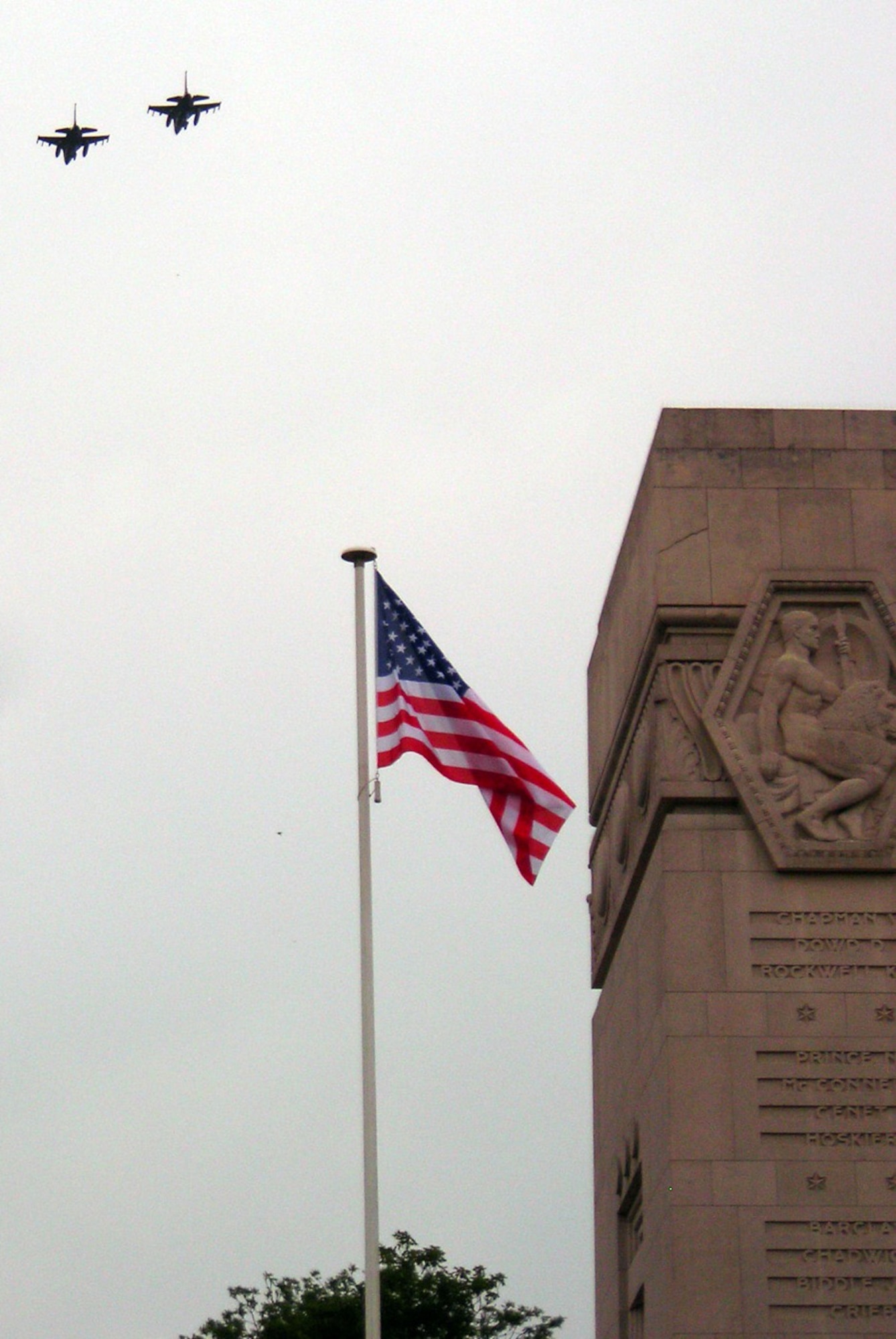 PARIS - F-16 Fighting Falcon aircraft from the 52nd Fighter Wing at Spangdahlem Air Base, Germany, flyover the Lafayette Escadrille Memorial outside of Paris, May 27, 2010. U.S. and French civilian and military leaders paid their respects to America's first combat pilots during the event, which also featured an aircraft flyover and ceremonial music. The Lafayette Escadrille Memorial is a reminder for all of the American pilots of the Escadrille La Fayette and the Lafayette Flying Corps who died during service to the Allies during World War I. (U.S. Air Force photo/Capt. Tony Wickman)