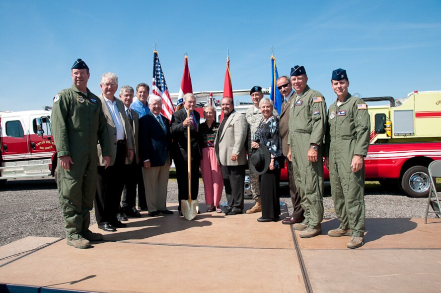 Members of the 139th Airlift Wing and Missouri community leaders  pose for a group photograph as they come together to break ground at the new 139th Fire Department building site June 4, 2010. (U.S. Air Force photo by Master Sgt. Shannon Bond) (RELEASED)