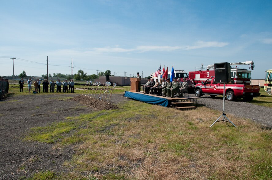 Members of the 139th Airlift Wing and Missouri community leaders come together to break ground at the new 139th Fire Department building site June 4, 2010. (U.S. Air Force photo by Master Sgt. Shannon Bond) (RELEASED)