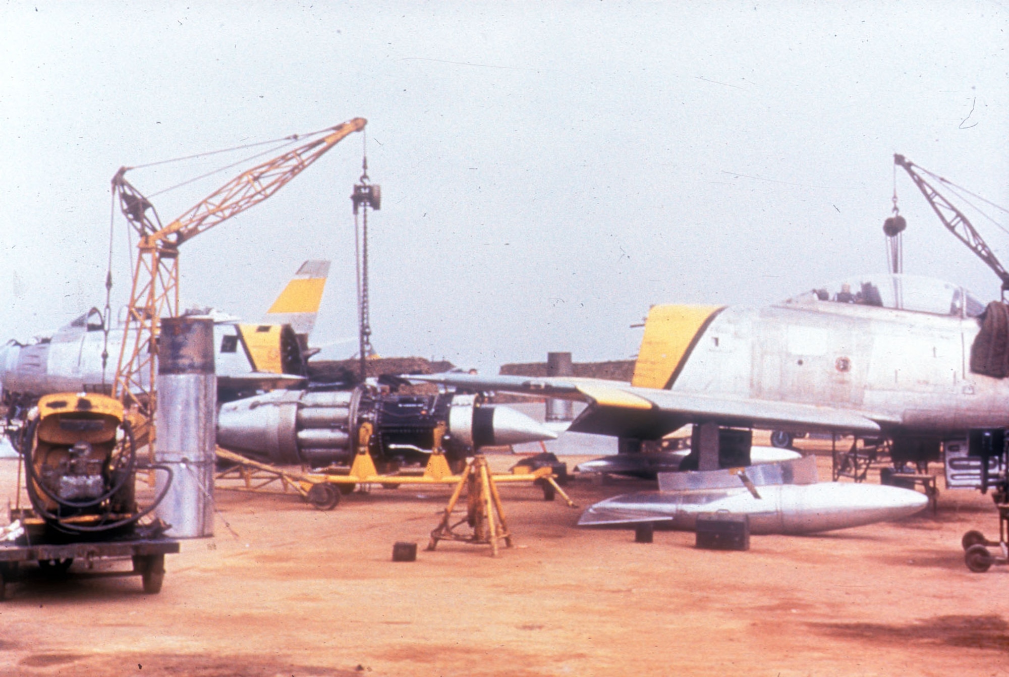 J47 engine change on an F-86E at Kimpo Air Base in 1952. (U.S. Air Force photo)