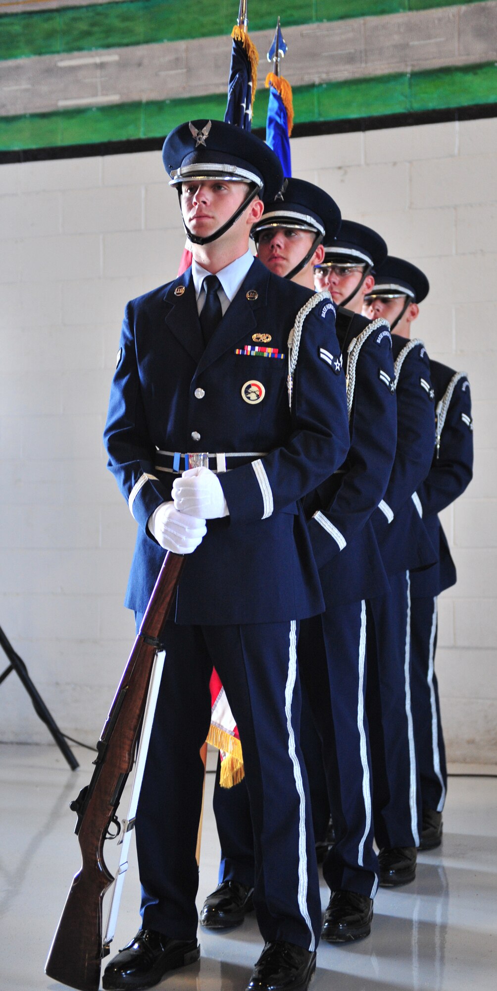 100605-F-8430J-002
SHAW AIR FORCE BASE, S.C. -- The Honor Guard stands by during the change of command on June 4, 2010. Airmen of the 20th Fighter Wing came together in Hangar 1200 here to welcome their new commander. Colonel Charles Moore took over command of the 20th FW from Col. Joseph Guastella at a ceremony officiated by Maj. Gen. William Holland, 9th Air Force commander. (U.S. Air Force photo/Airman 1st Class Amber E. Jacobs)
