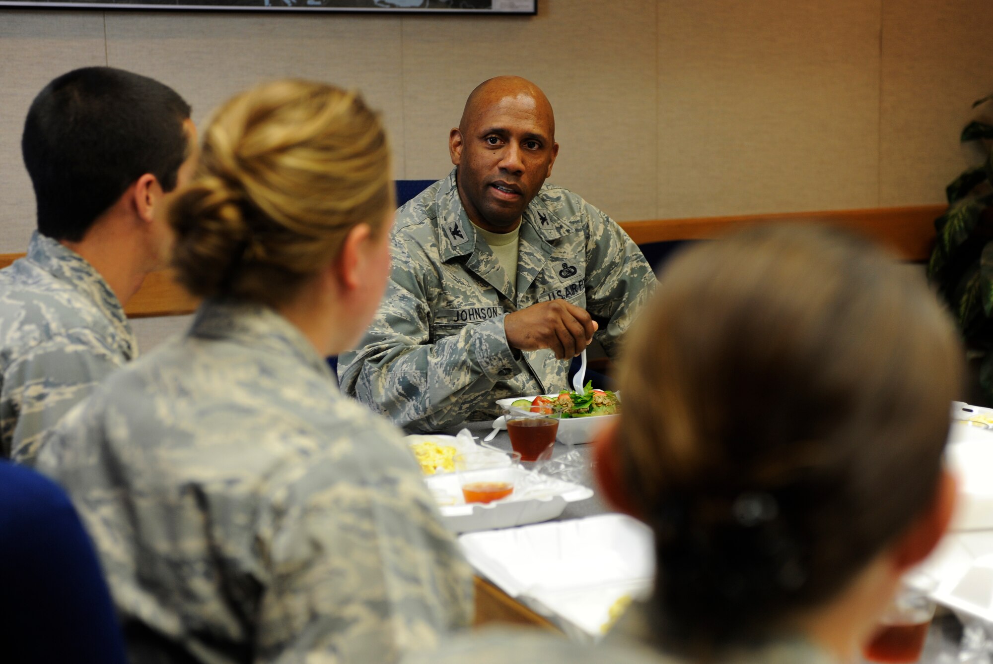Col. Karlton Johnson speaks with cadets from the Air Force Academy about Eielson's mission and the Air Force's vision during a mentoring session June 8, 2010, Eielson Air Force Base, Alaska. Colonel Johnson is the 354th Mission Support Group Commander. (U.S. Air Force photo/Staff Sgt. Christopher Boitz)