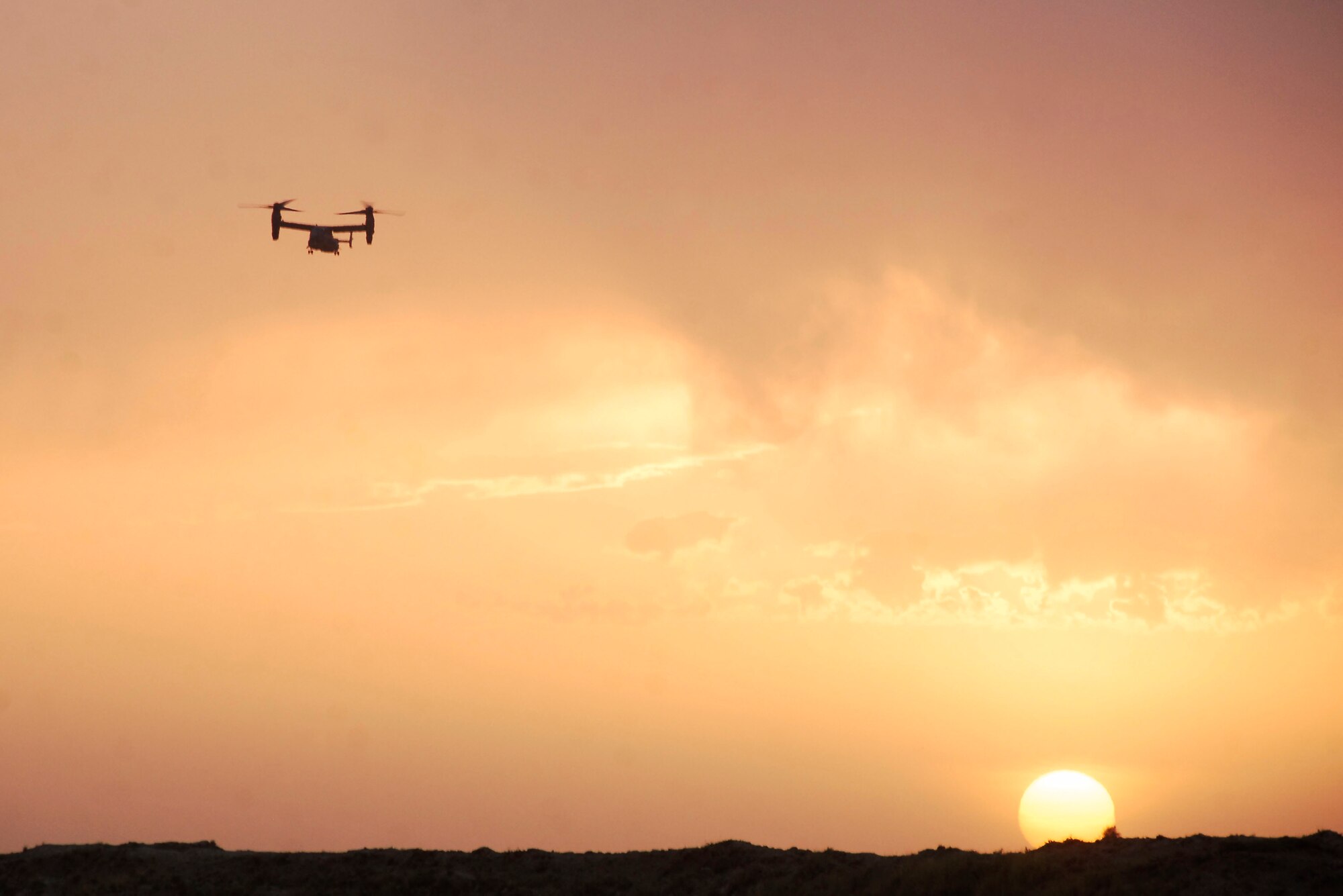 A U.S. Air Force CV-22 Osprey from the 8th Special Operations Squadron, Air Force Special Operations Command, Hurlburt Field, Fla., flies a mission in support of Operation Enduring Freedom, Afghanistan on April 28, 2010. (U.S. Army photo)(Released)