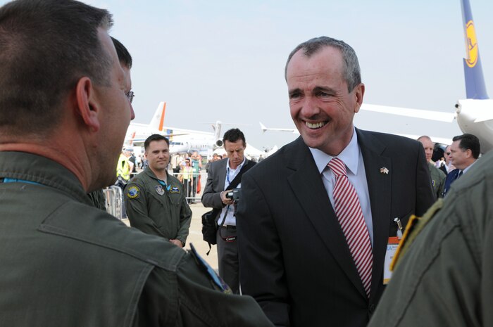 BERLIN -- Philip Murphy, U.S. Ambassador to the Federal Republic of Germany, meets with Air Force aircrew during the ILA 2010 Berlin International Aerospace Exhibition and Conferences Air Show kickoff June 8 at Berlin-Schoenefeld Airport. Approximately 90 U.S. military aircrew and support personnel from bases in Europe and continental U.S. are participating in the Berlin Air Show, one of the premier events of its type in the world. In addition, aircraft displays, such as B-1B Lancer, C-130J Hercules, C-17 Globemaster III, C-5 Galaxy, KC-135 Stratotanker and B-52 Stratofortress, are featured for public viewing. (U.S. Air Force photo/Staff Sgt. Julius Delos Reyes)