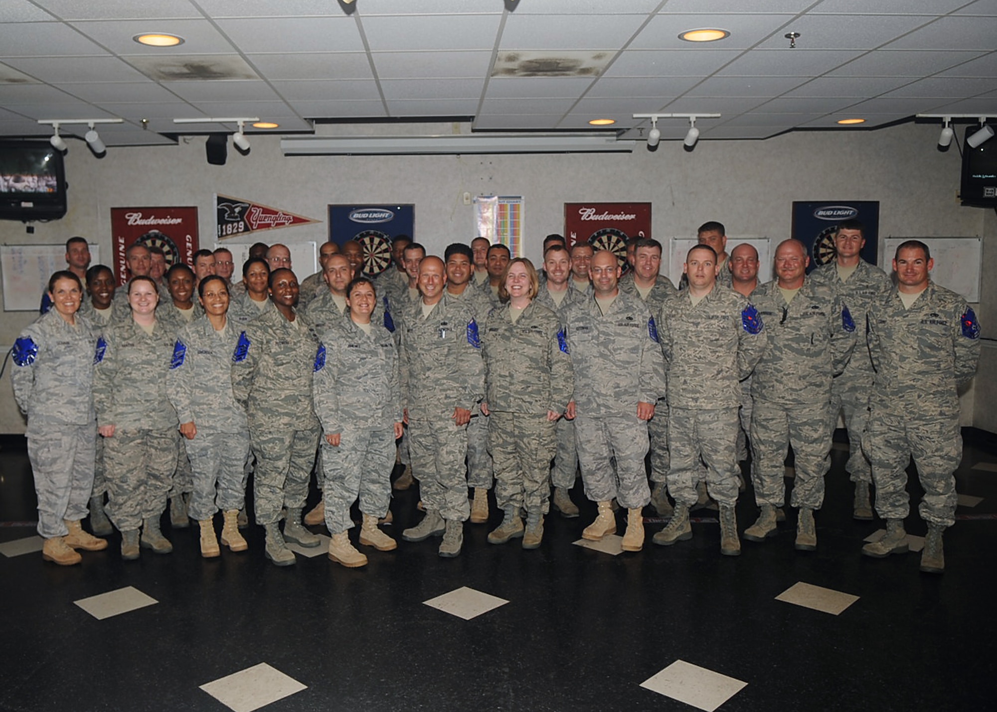 SEYMOUR JOHNSON AIR FORCE BASE, N.C. -- The 4th Fighter Wing's newest master sergeant selects commemorate their achievement at Eagles Landing Consolidated Club June 2, 2010. Sixty-eight technical sergeants received news of their selection for promotion into the senior NCO corps May 27, 2010. (U.S. Air Force photo/Senior Airman Ciara Wymbs)  
