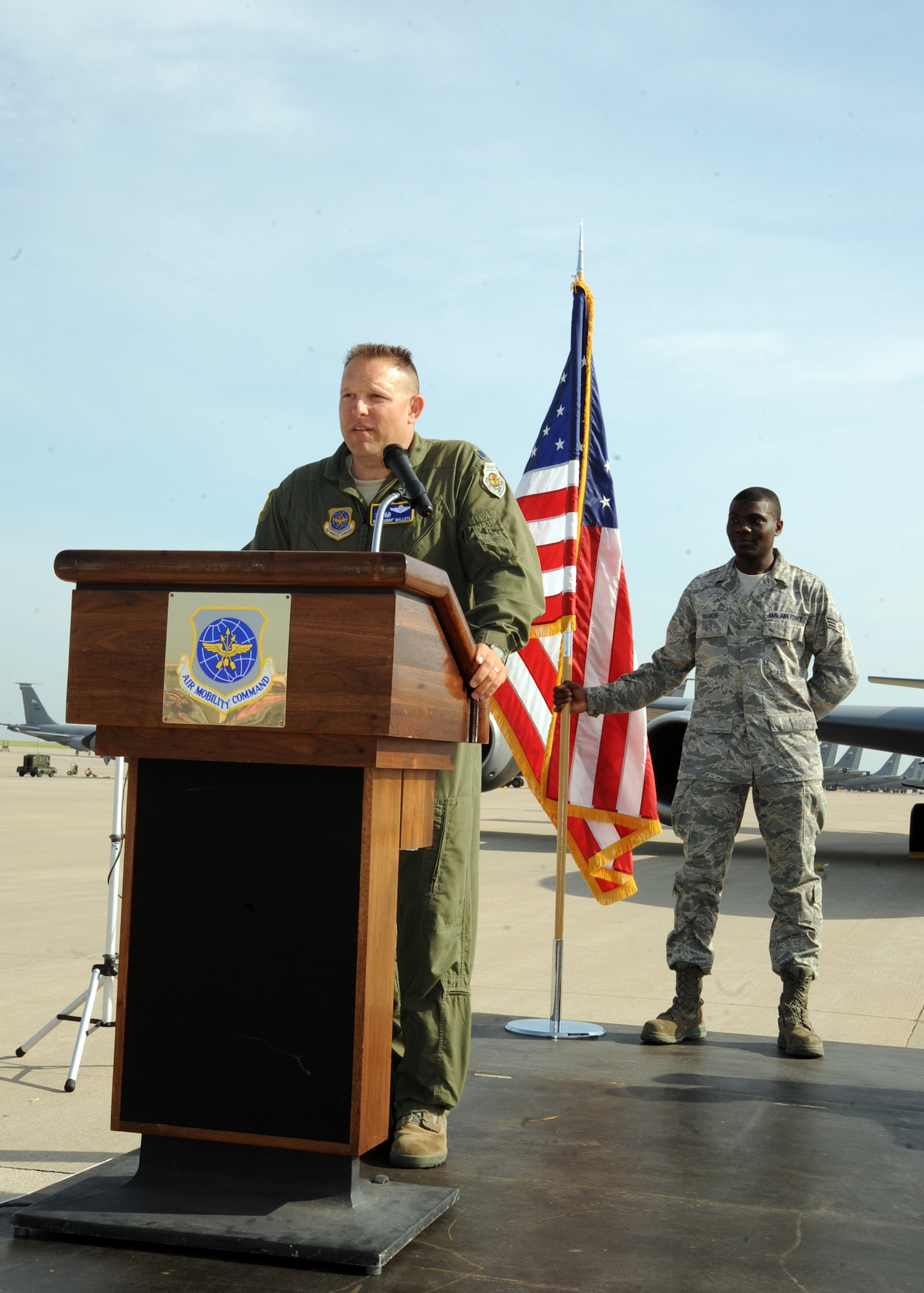 Lt. Col. Robert Mallets, former 22nd Operations Support Squadron commander, speaks to Team McConnell Airmen and civilians after relinquishing command June 4, 2010, McConnell Air Force Base, Kan.  Colonel Mallets is now assigned to the 22nd Mission Support Group as the deputy commander.   (U.S. Air Force photo/Senior Airman Maria Ruiz)