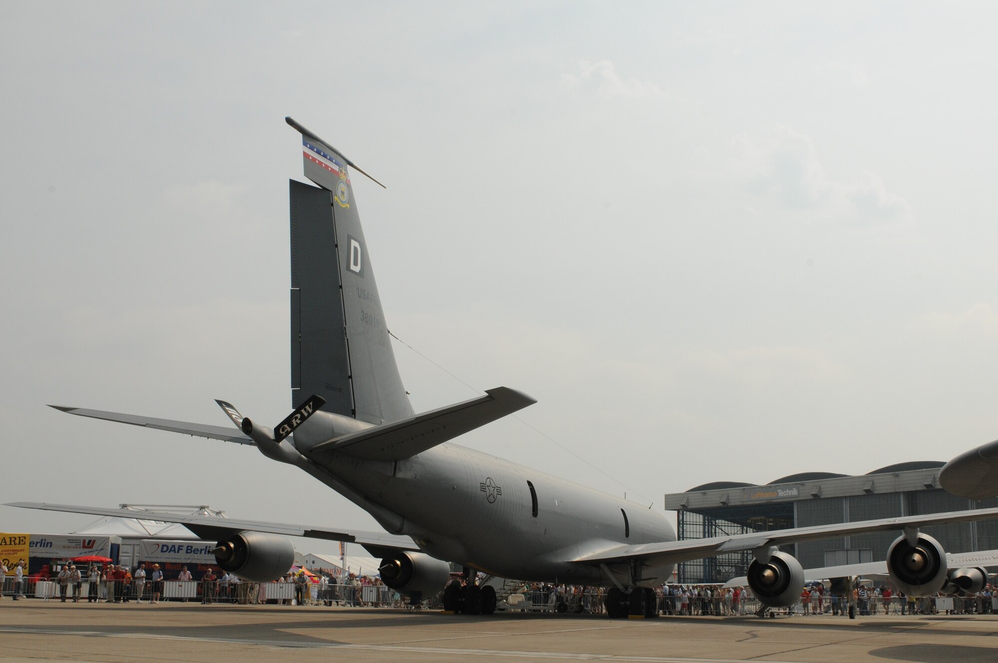 Visitors wait in line to see the KC-135 Stratotanker during the ILA 2010 Berlin A KC-135 Stratotanker attracts visitors during the ILA 2010 Berlin International Aerospace Exhibition and Conferences June 10. The Berlin Air Show is a weeklong event that showcases various aviation technologies from all over the world. (U.S. Air Force photo/Staff Sgt. Julius Delos Reyes)