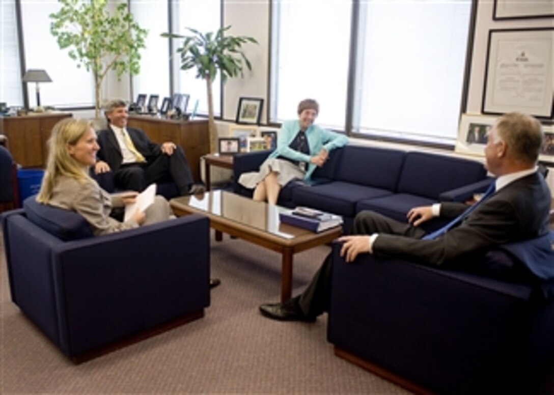 Deputy Secretary of Defense William J. Lynn III (right) meets with Canadian Deputy Minister of National Defense Robert Fonberg (2nd from left), Canadian Assistant Deputy Minister of Policy Jill Sinclair (2nd from right) and Special Assistant to the Deputy Secretary of Defense Sandra Hodgkinson (left) at the National Defense Headquarters in Ottawa, Canada, on June 14, 2010.  
