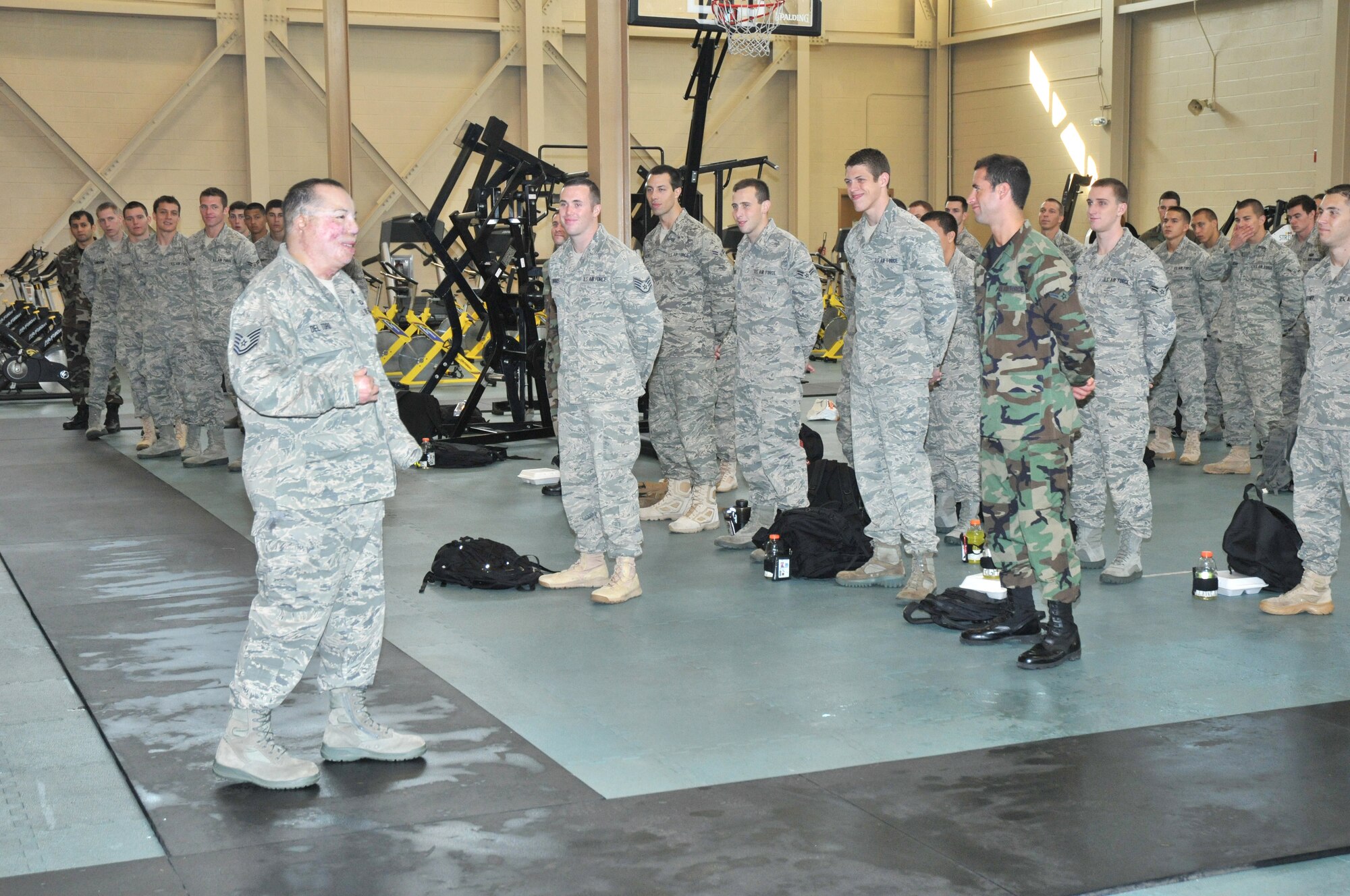Sergeant Del Toro speaks to combat control trainees in the 334th Training Squadron June 10.  (Air Force photo)
