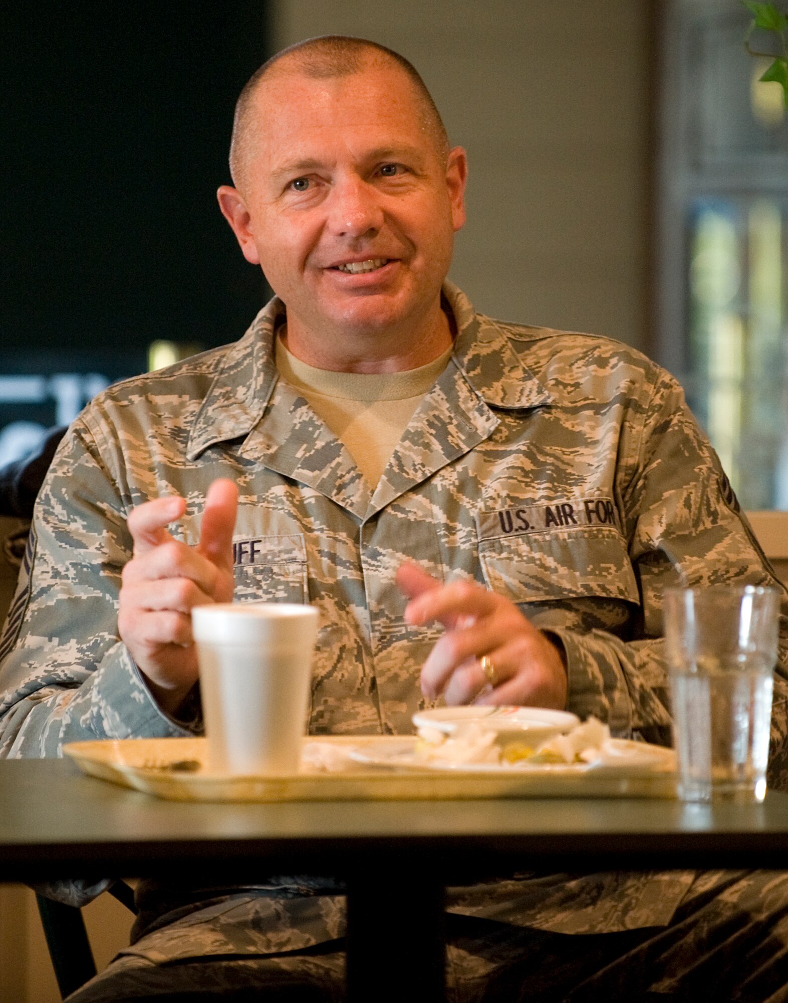 LANGLEY AIR FORCE BASE, Va. -- Chief Master Sgt. Scott Dearduff, 9th Air Force command chief, answers a question posed by an Airman June 17.  Dearduff took time to visit Langley and talk with its Airmen.  (U.S. Air Force photo/Senior Airman Zachary Wolf)