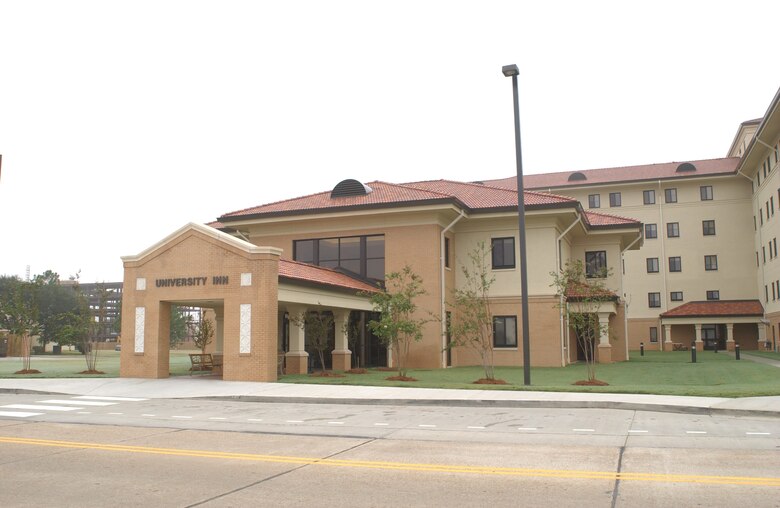 maxwell air force base lodging