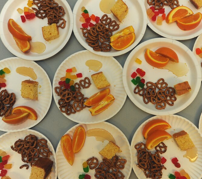 MOODY AIR FORCE BASE, Ga. -- Snacks were provided to all the participants during Vacation Bible School at the Moody Base Chapel here June 16. The children were provided a snack and juice before they went outside to participate in outdoor activities. (U.S. Air Force photo by Airman 1st Class Benjamin Wiseman /RELEASED)