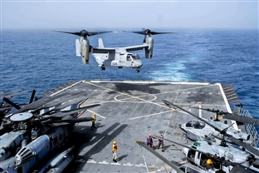 An MV-22B Osprey helicopter lands aboard the amphibious transport dock ship USS Mesa Verde in the Middle East, June 17, 2010. 