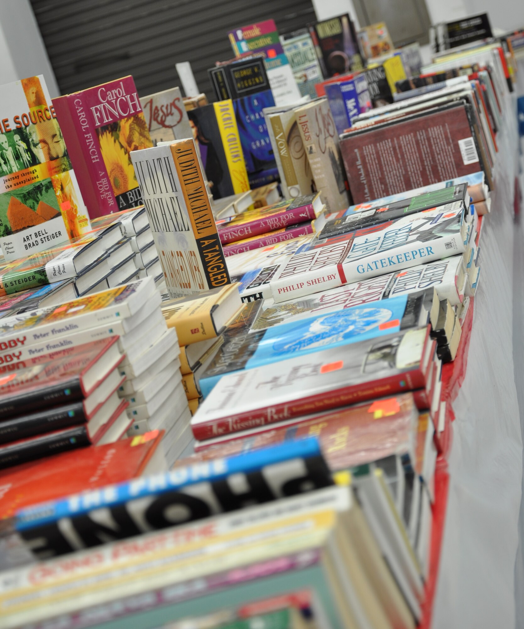 LAUGHLIN AIR FORCE BASE, Texas – There are thousands of books and other merchandise available at drastically discounted prices at Laughlin’s Base Exchange. The sale is offering books, Egyptian cotton sheets and more at 30 to 80 percent of their original prices. (U.S. Air Force photo by Airman 1st Class Blake Mize)