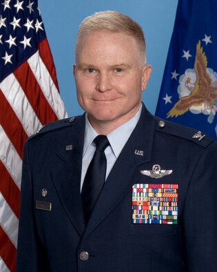 Col. Jerry L. Gandy, 95th Air Base Wing commander.  (Official Air Force photo)