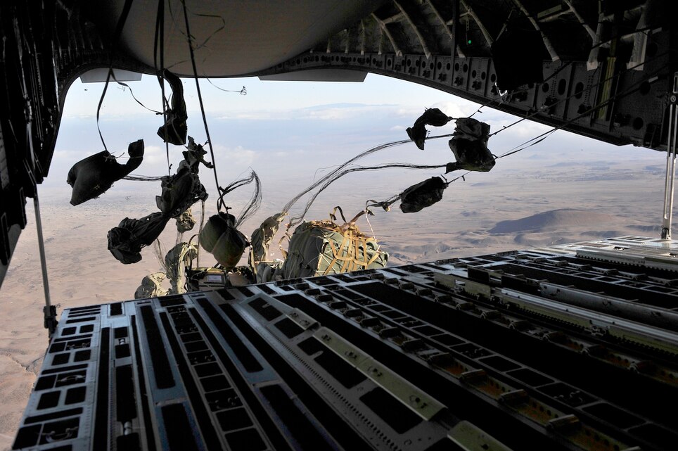 Air Force ramps up for Pacific exercise > United States Marine Corps ...