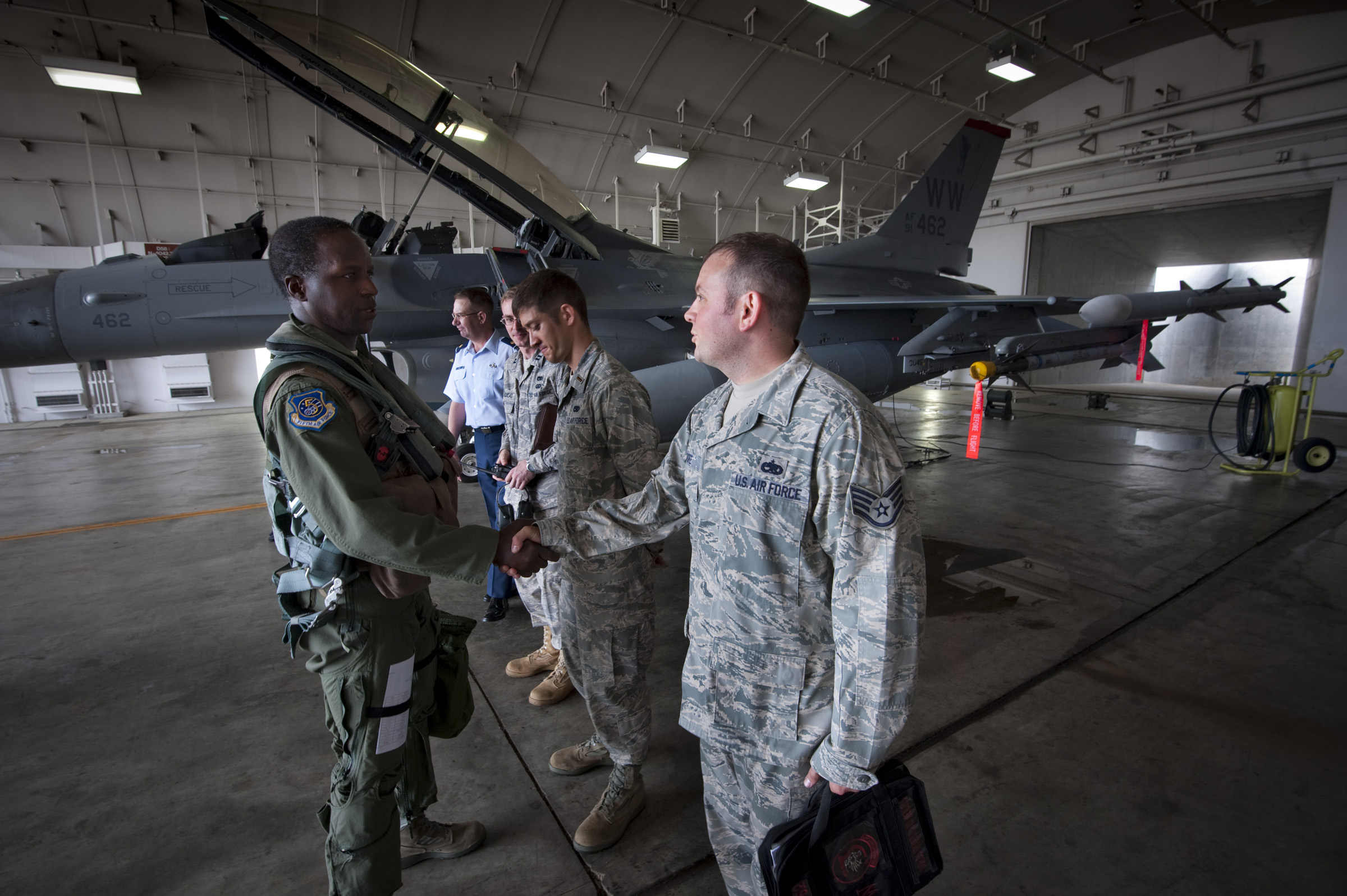 Lt. Gen. Rice visits Misawa